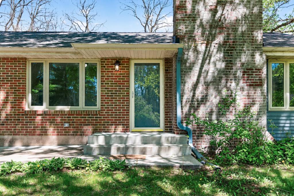 View of Residential at 1357 County Road H2, White Bear Lake MN 55110, White Bear Lake (3 of 31) - Mike Wilen | Minnesota Team Real Estate