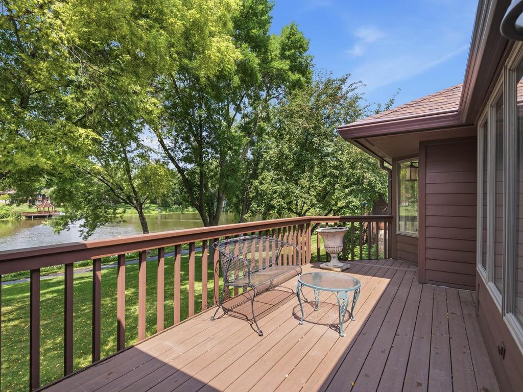 View of Residential at 7786 Lochmere Terrace, Edina MN 55439, Edina (8 of 39) - Mike Wilen | Minnesota Team Real Estate