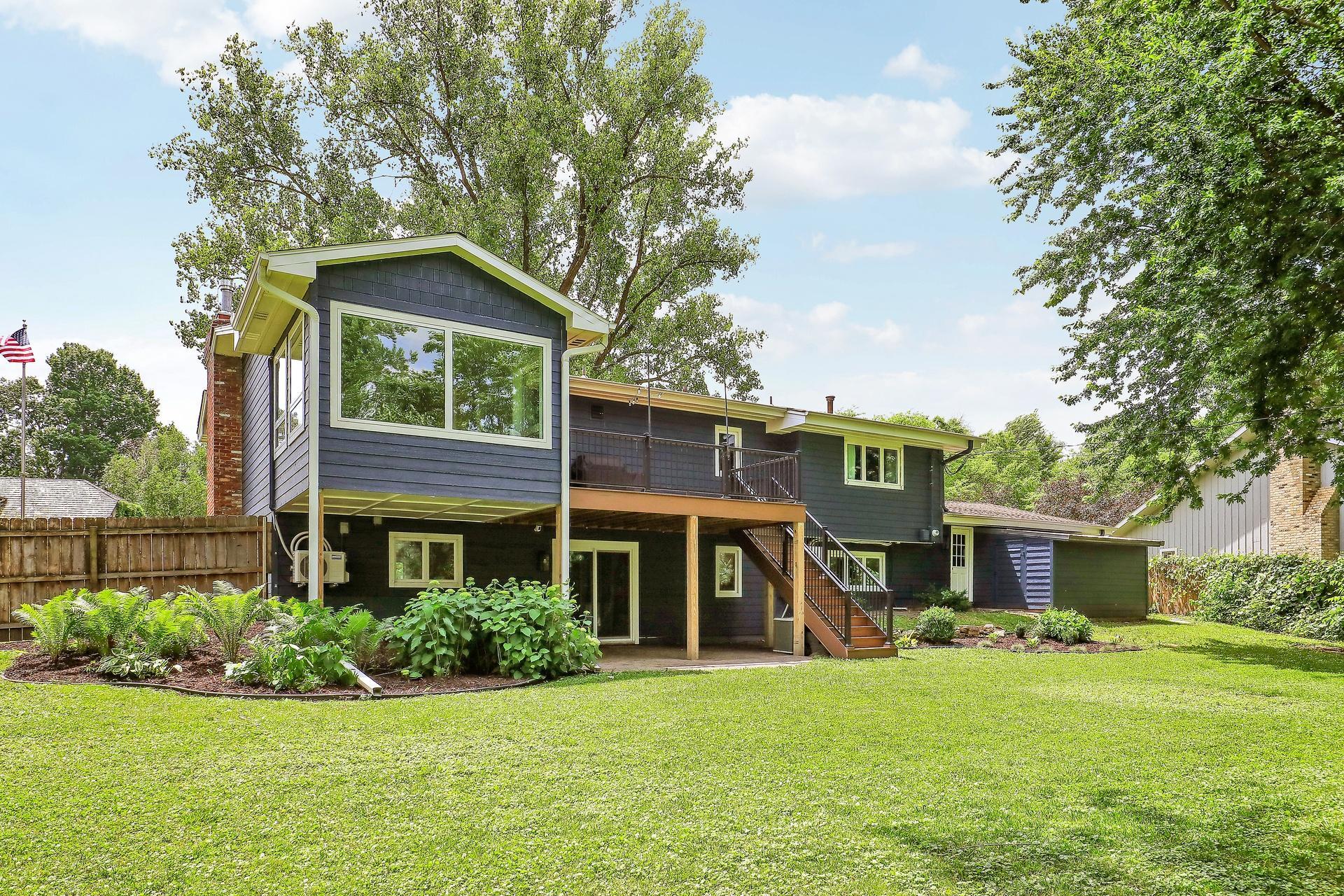 View of Residential at 193 Ridgeview Drive, Wayzata MN 55391, Wayzata (41 of 45) - Mike Wilen | Minnesota Team Real Estate