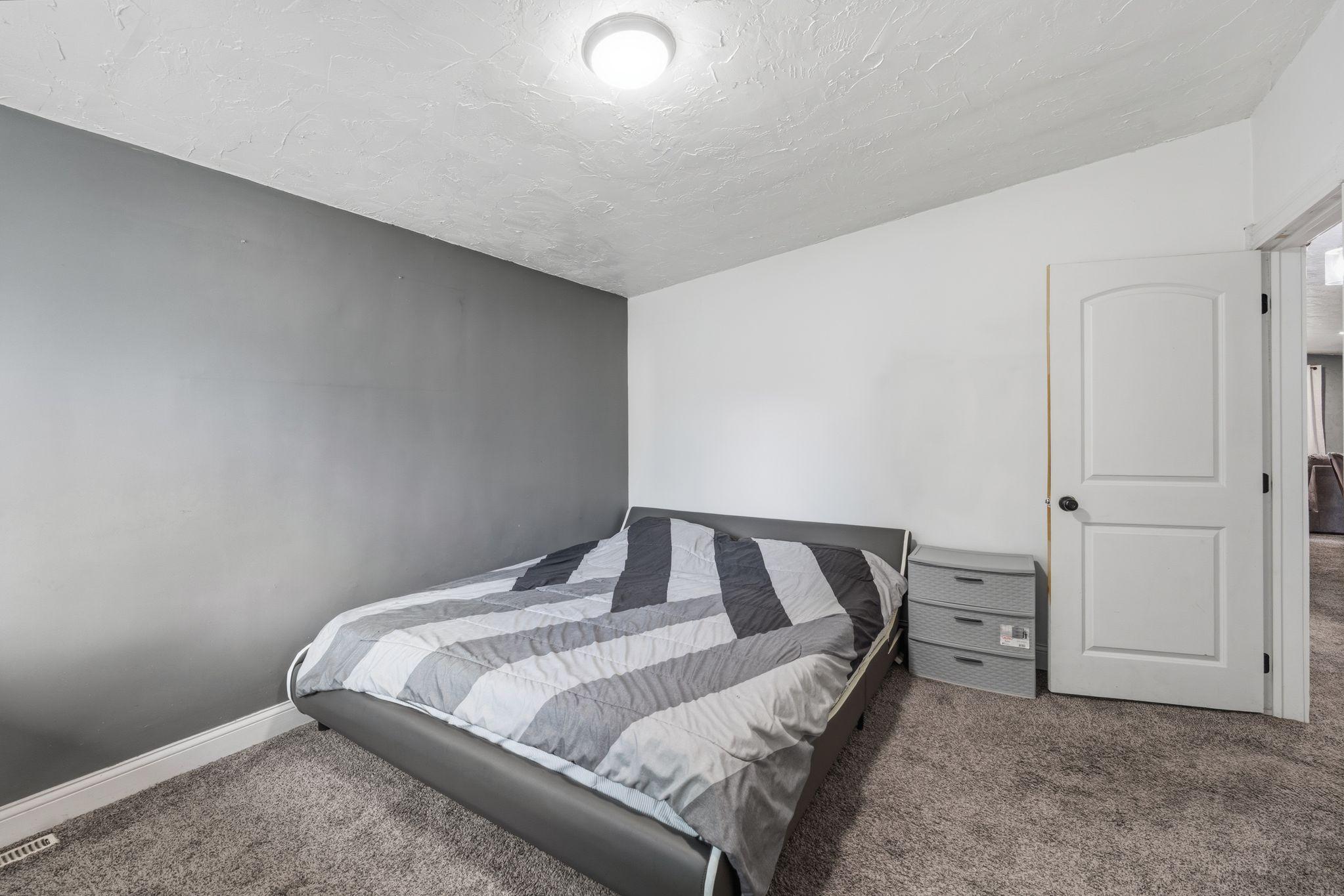 View of Residential at 1231 Hewitt Avenue, Saint Paul MN 55104, Saint Paul (11 of 35) - Mike Wilen | Minnesota Team Real Estate
