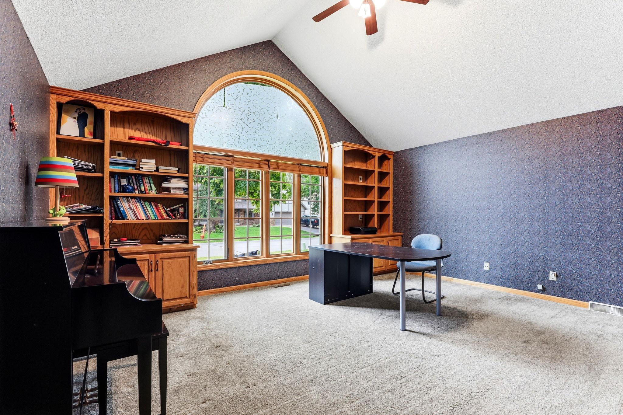 View of Residential at 5968 Scenic Place, Shoreview MN 55126, Shoreview (10 of 32) - Mike Wilen | Minnesota Team Real Estate