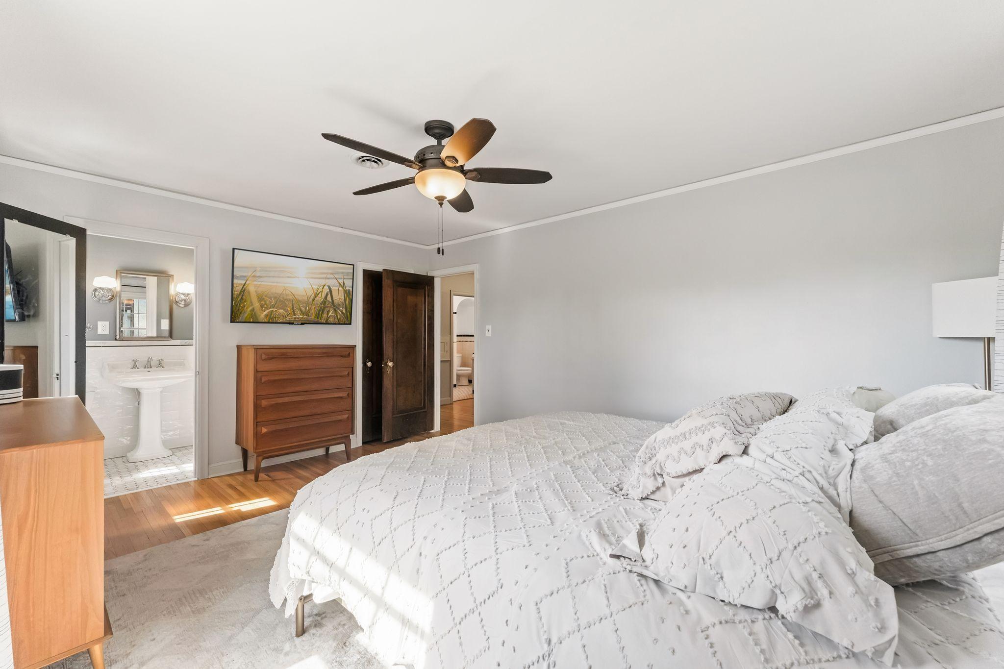 View of Residential at 704 Minnehaha Parkway, Minneapolis MN 55417, Minneapolis (23 of 51) - Mike Wilen | Minnesota Team Real Estate