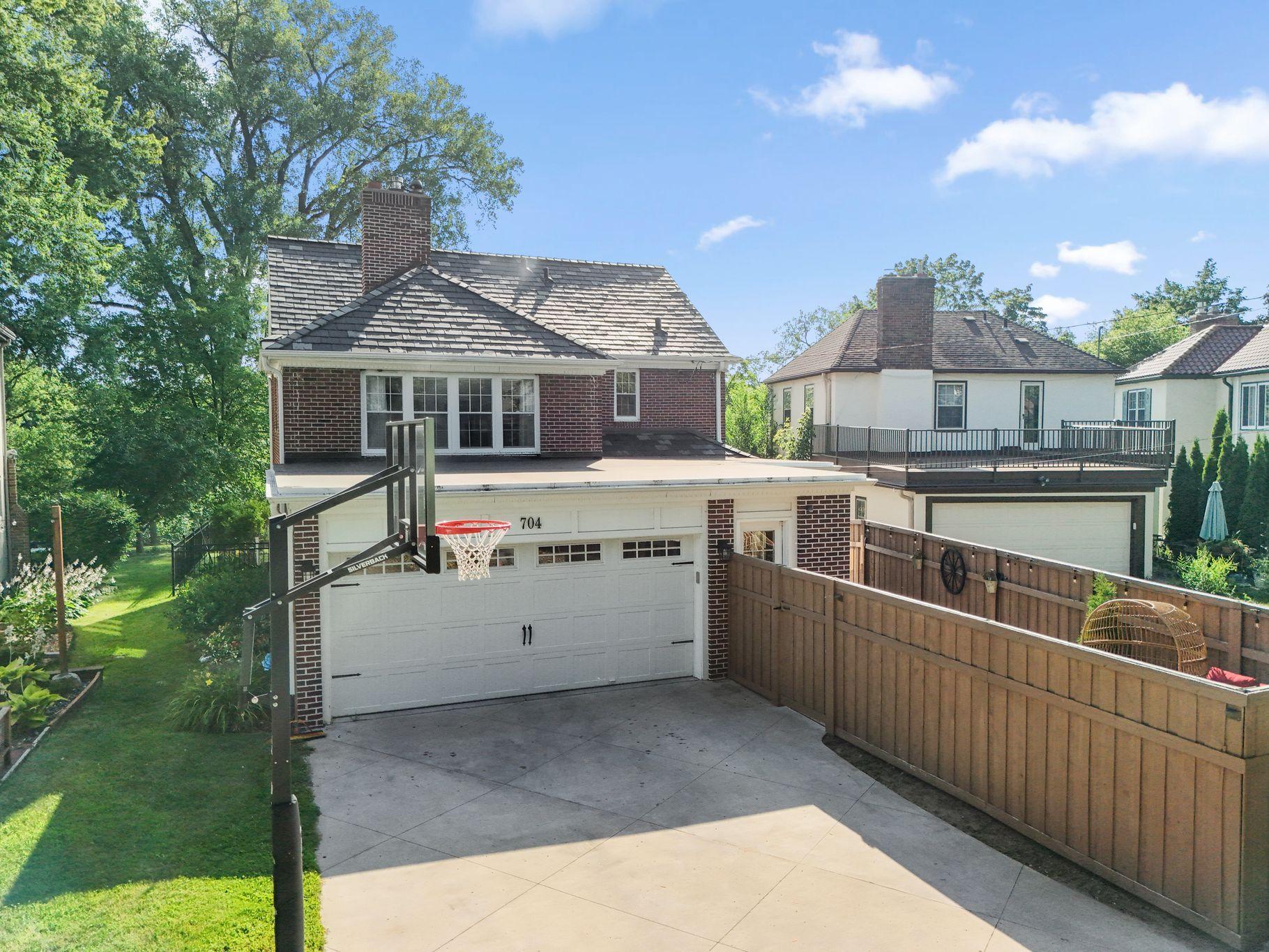 View of Residential at 704 Minnehaha Parkway, Minneapolis MN 55417, Minneapolis (40 of 51) - Mike Wilen | Minnesota Team Real Estate
