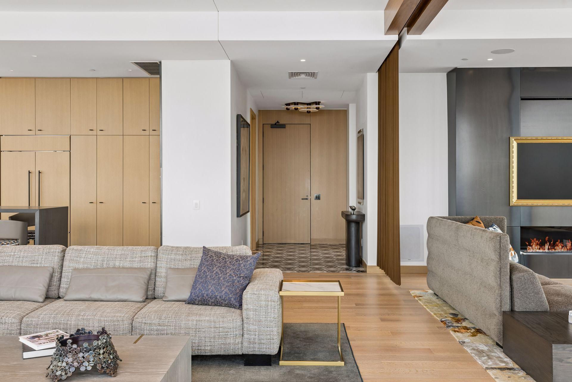 View of Residential at 255 Hennepin Avenue #3505, Minneapolis MN 55401, Minneapolis (10 of 62) - Mike Wilen | Minnesota Team Real Estate