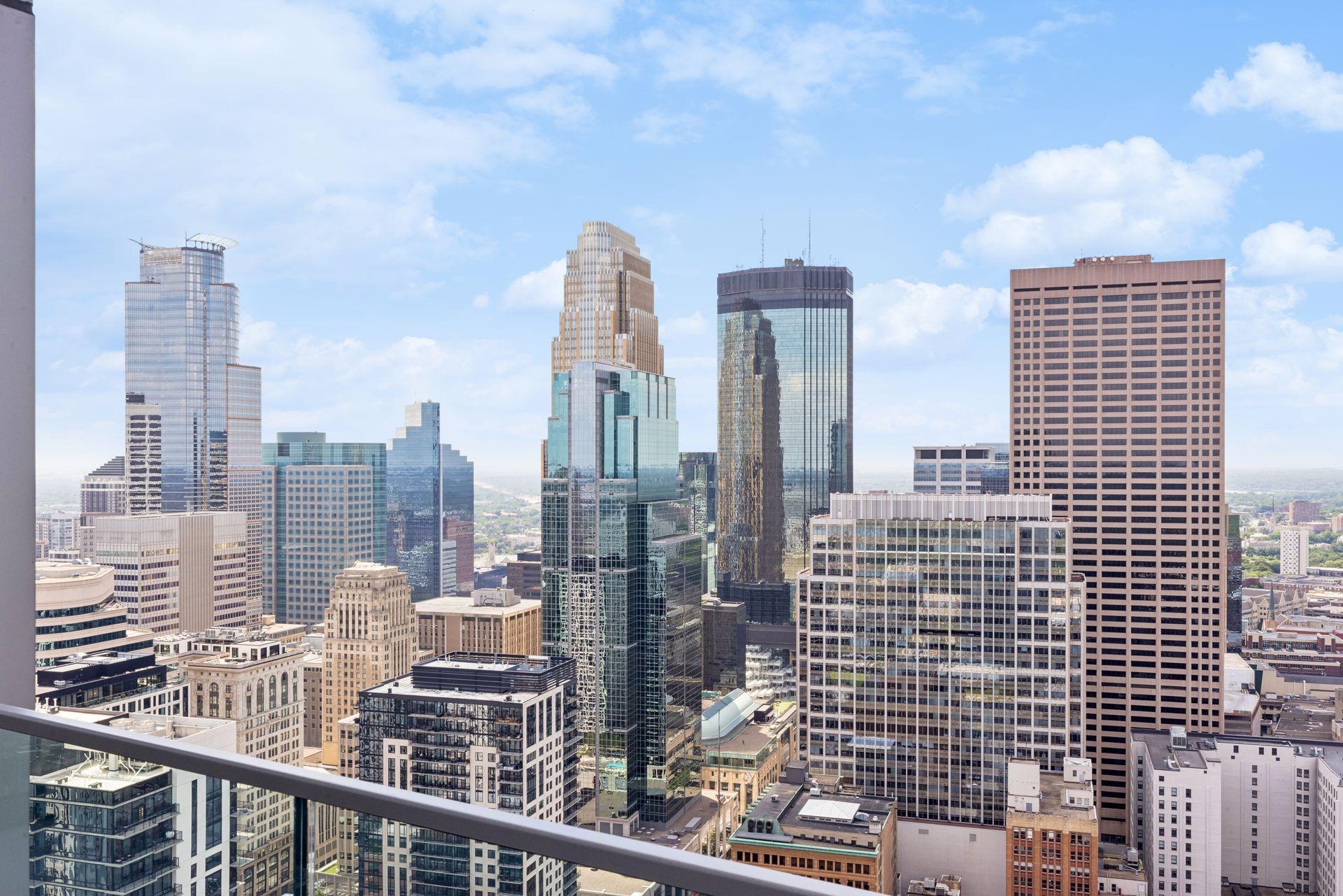 View of Residential at 255 Hennepin Avenue #3505, Minneapolis MN 55401, Minneapolis (28 of 62) - Mike Wilen | Minnesota Team Real Estate