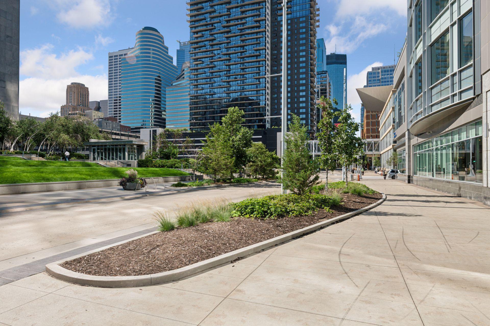 View of Residential at 255 Hennepin Avenue #3505, Minneapolis MN 55401, Minneapolis (56 of 62) - Mike Wilen | Minnesota Team Real Estate