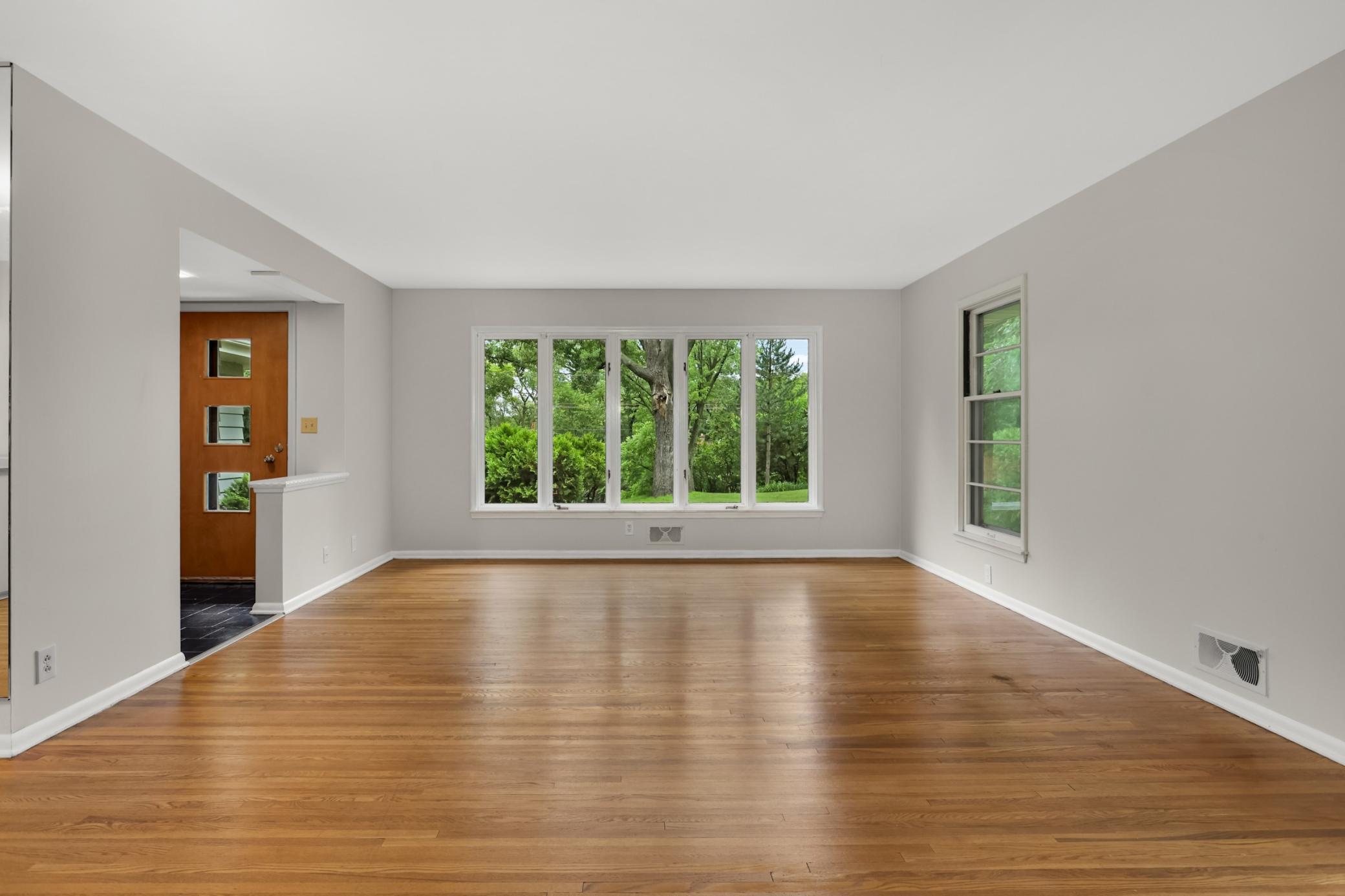 View of Residential at 3929 Williston Road, Minnetonka MN 55345, Minnetonka (8 of 29) - Mike Wilen | Minnesota Team Real Estate