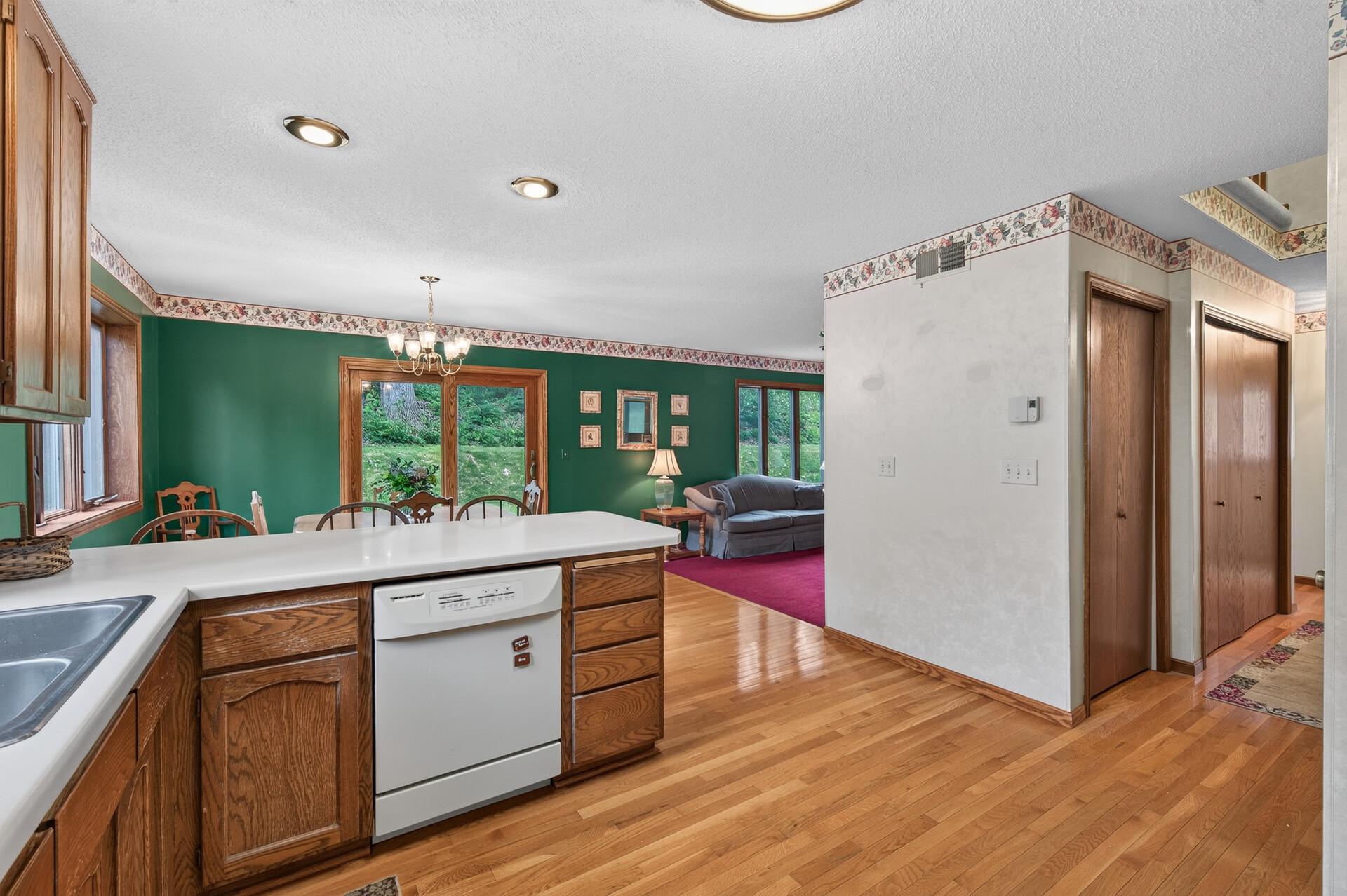 View of Residential at 2697 Jessica Court, Little Canada MN 55117, Little Canada (13 of 48) - Mike Wilen | Minnesota Team Real Estate