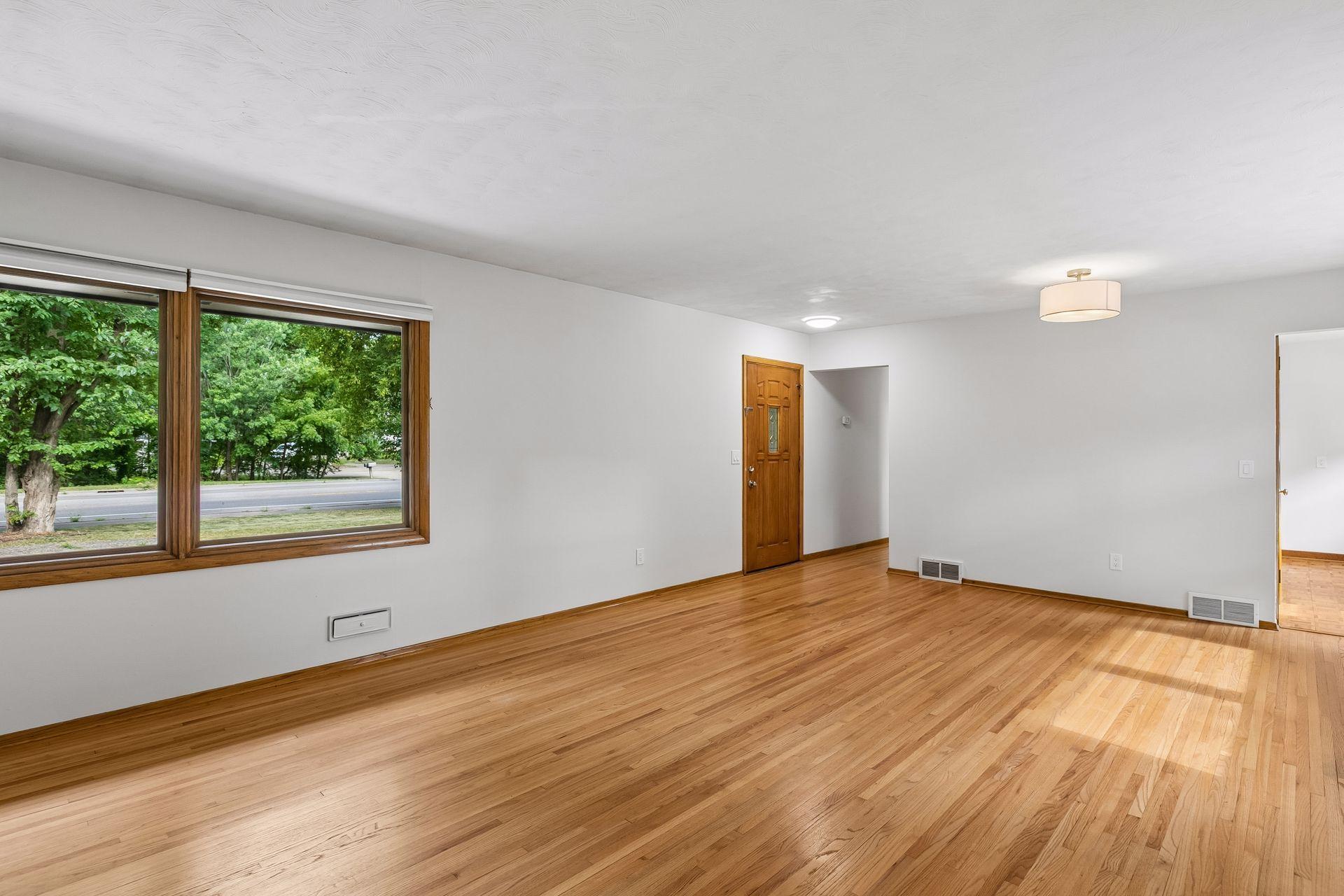 View of Residential at 3521 County Road 101, Minnetonka MN 55345, Minnetonka (4 of 20) - Mike Wilen | Minnesota Team Real Estate