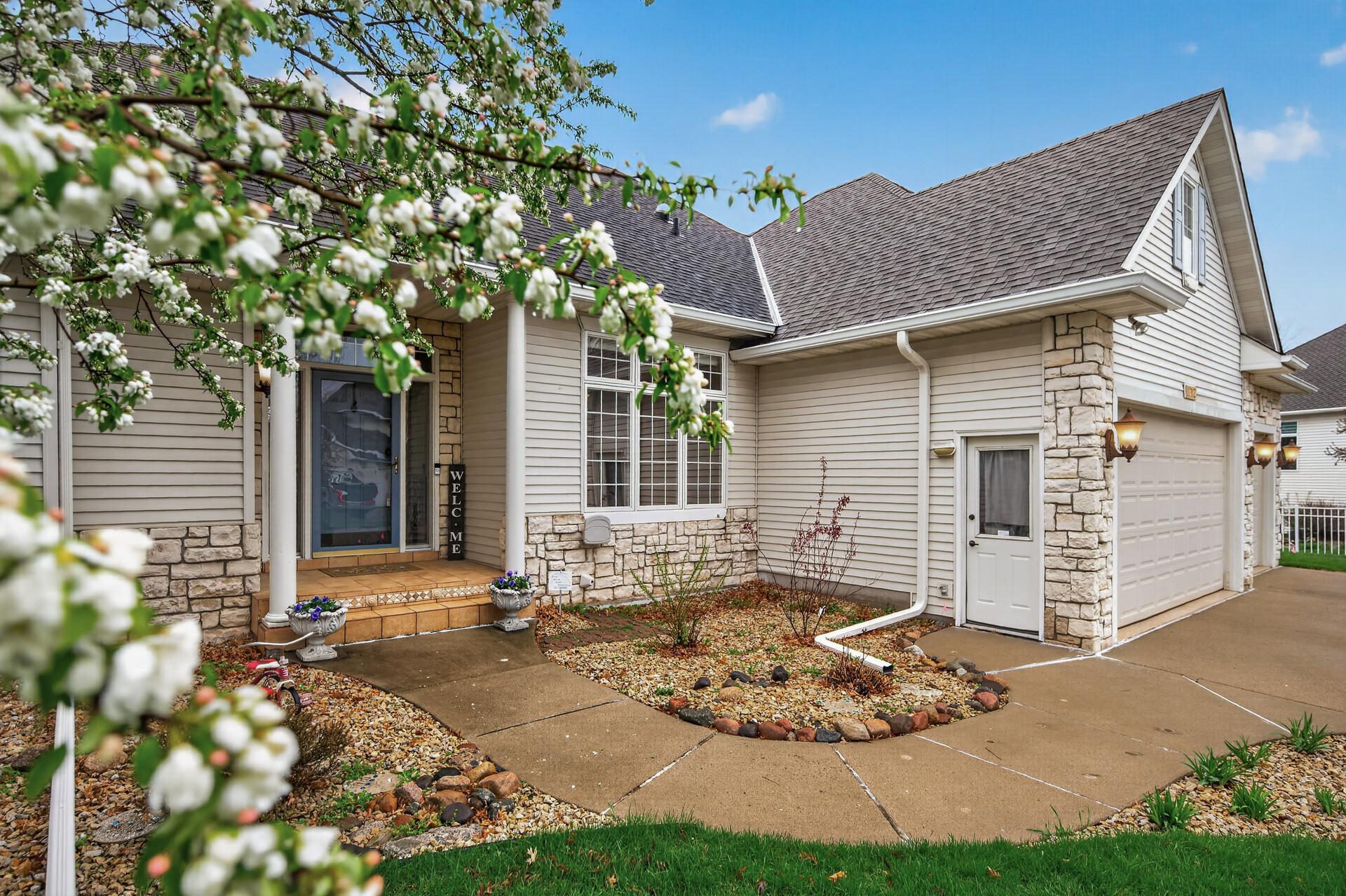 View of Residential at 11312 Kenworth Lane, Lakeville MN 55044, Lakeville (4 of 56) - Mike Wilen | Minnesota Team Real Estate