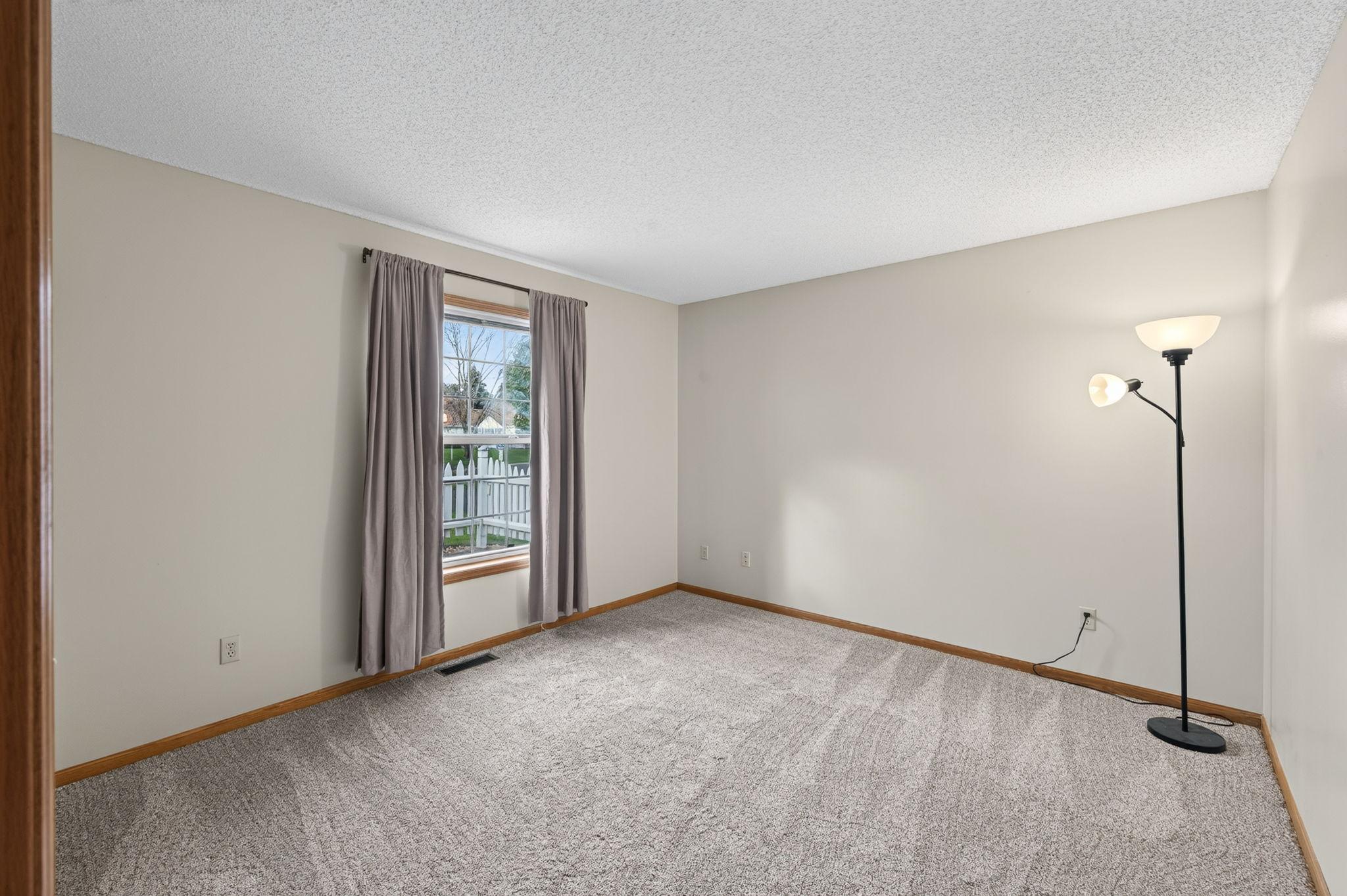 View of Residential at 404 Sarazin Street, Shakopee MN 55379, Shakopee (17 of 28) - Mike Wilen | Minnesota Team Real Estate