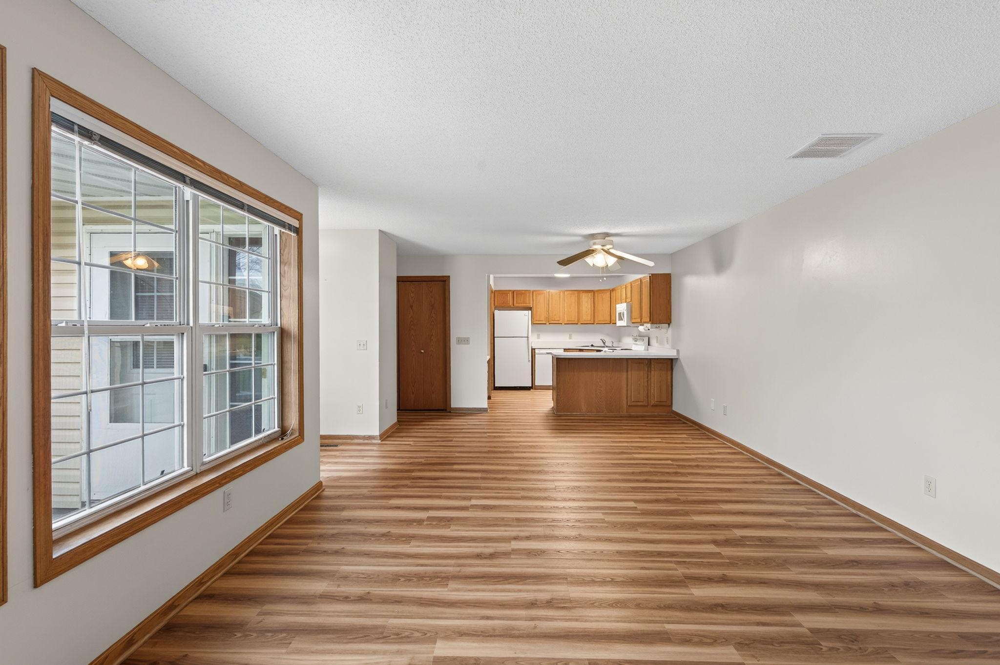 View of Residential at 404 Sarazin Street, Shakopee MN 55379, Shakopee (7 of 28) - Mike Wilen | Minnesota Team Real Estate