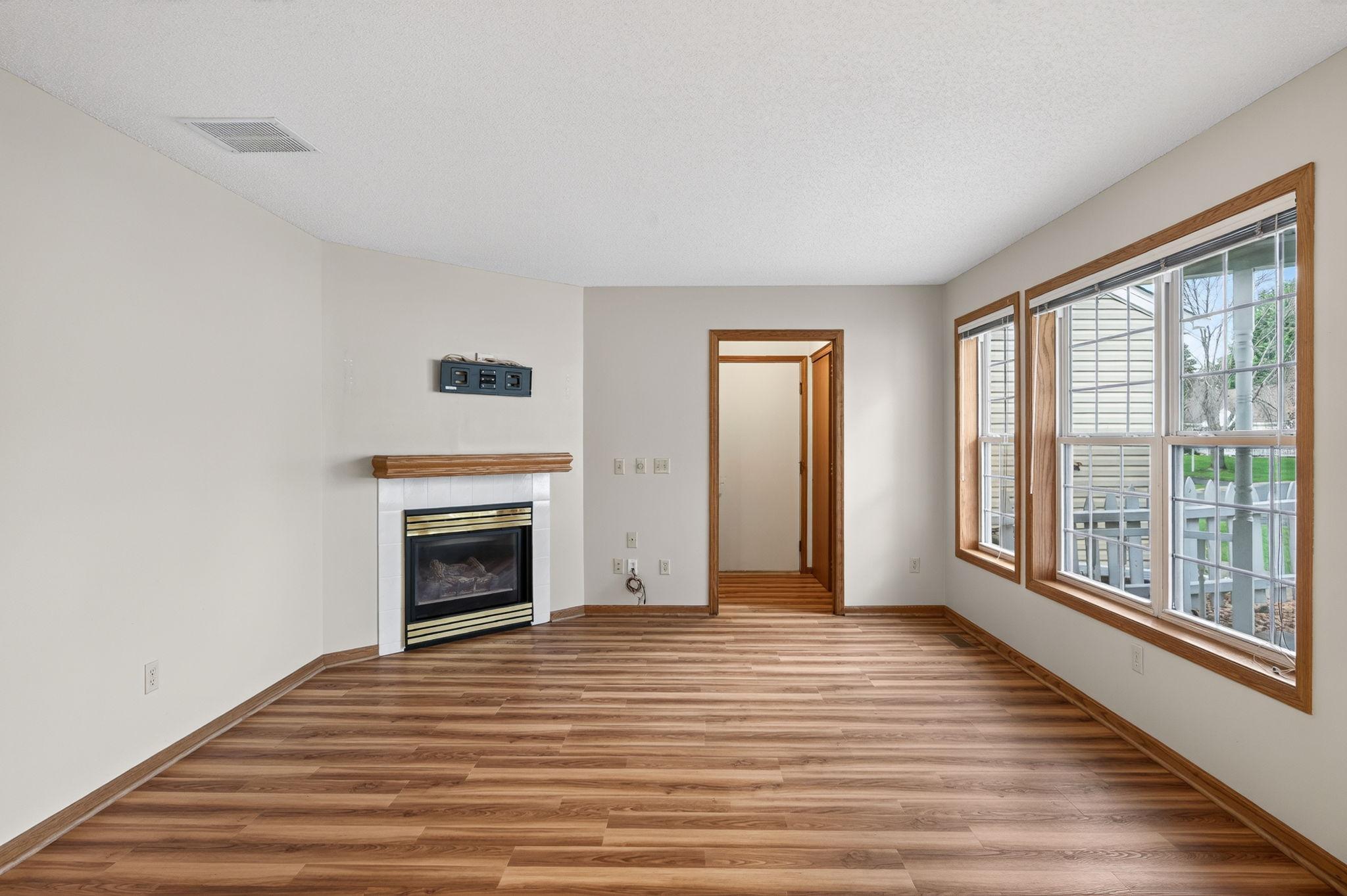 View of Residential at 404 Sarazin Street, Shakopee MN 55379, Shakopee (6 of 28) - Mike Wilen | Minnesota Team Real Estate