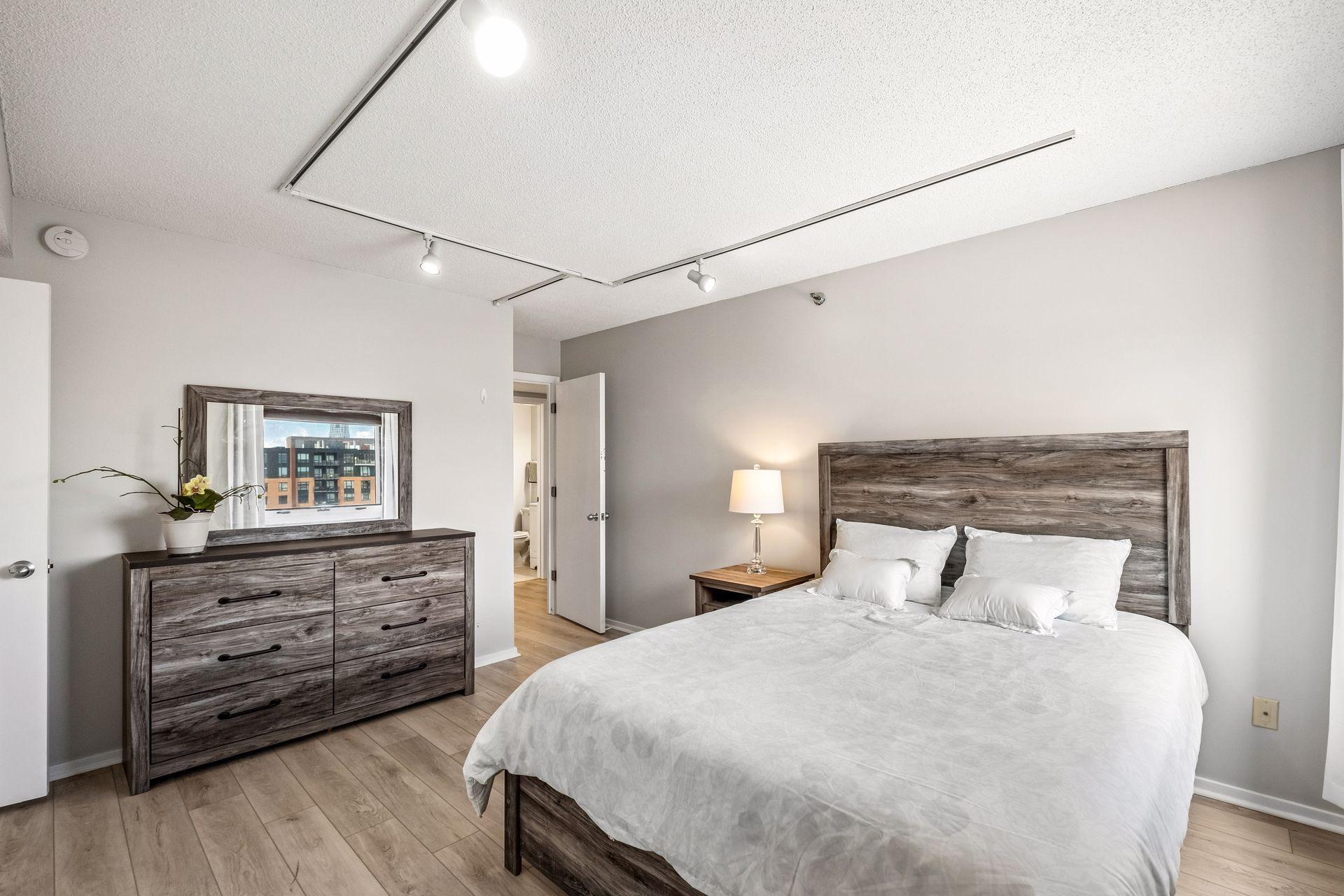 View of Residential at 121 Washington Avenue #1104, Minneapolis MN 55401, Minneapolis (28 of 58) - Mike Wilen | Minnesota Team Real Estate