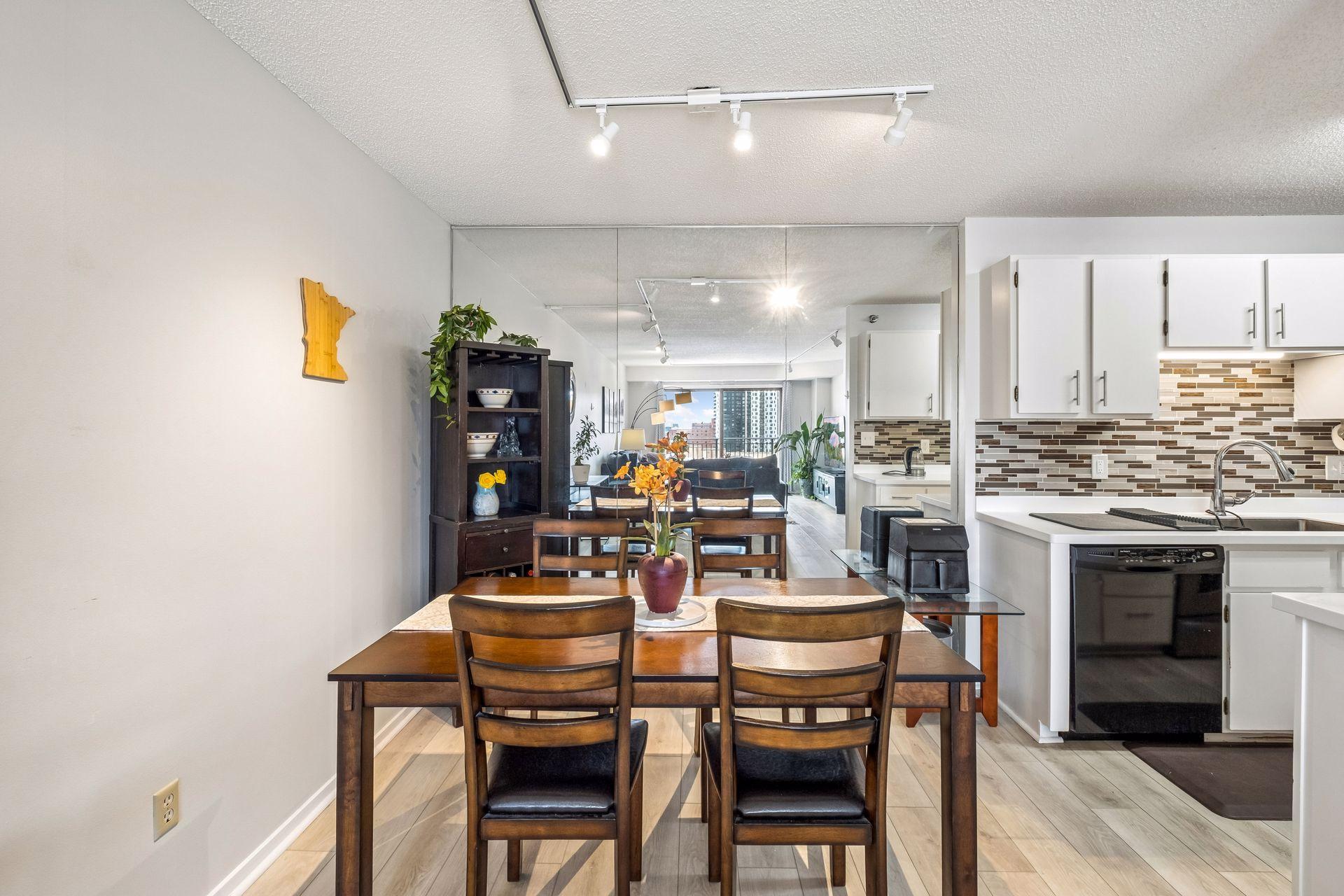 View of Residential at 121 Washington Avenue #1104, Minneapolis MN 55401, Minneapolis (18 of 58) - Mike Wilen | Minnesota Team Real Estate