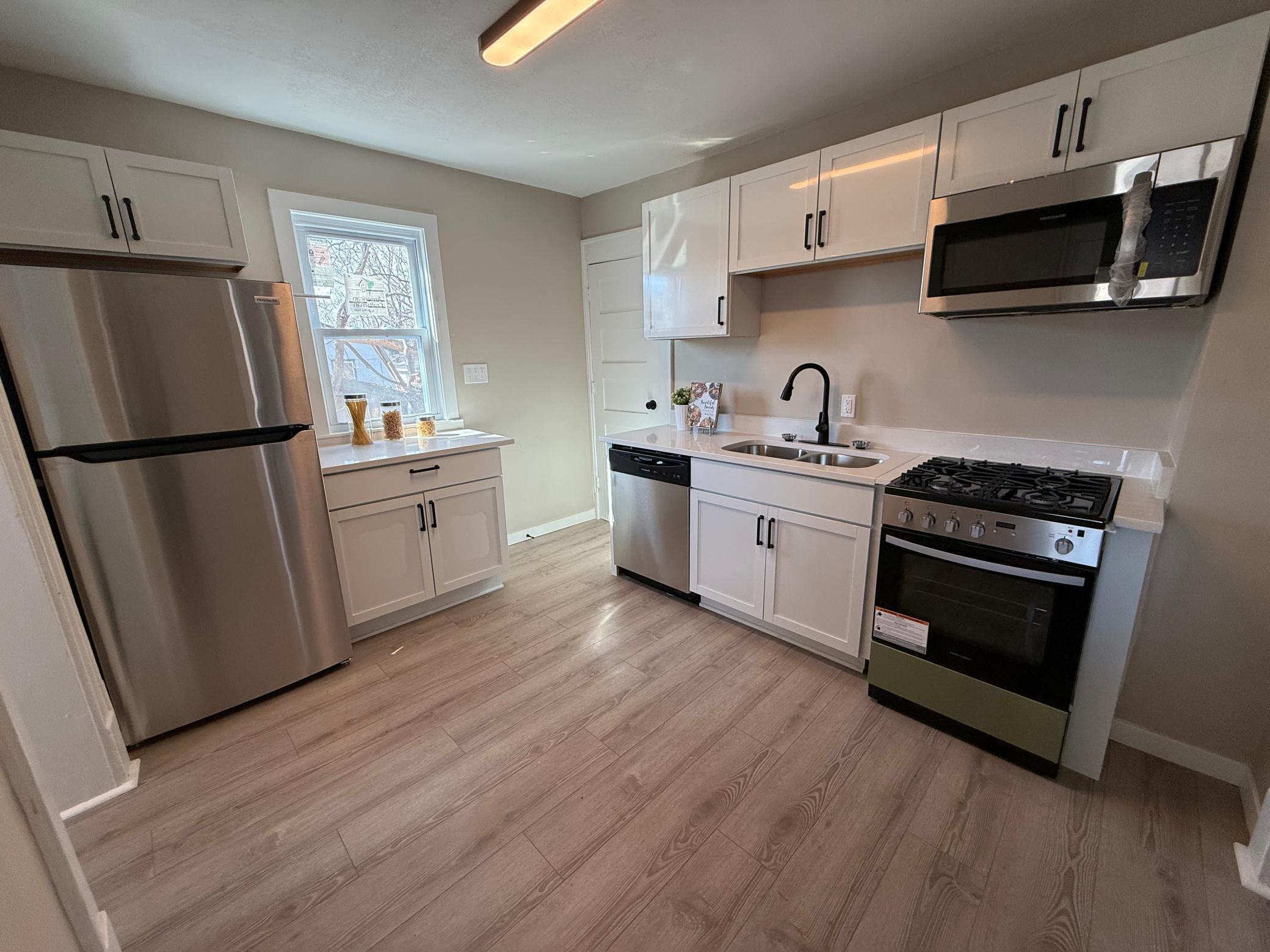 View of Residential at 1603 Hudson Road, Saint Paul MN 55106, Saint Paul (7 of 34) - Mike Wilen | Minnesota Team Real Estate