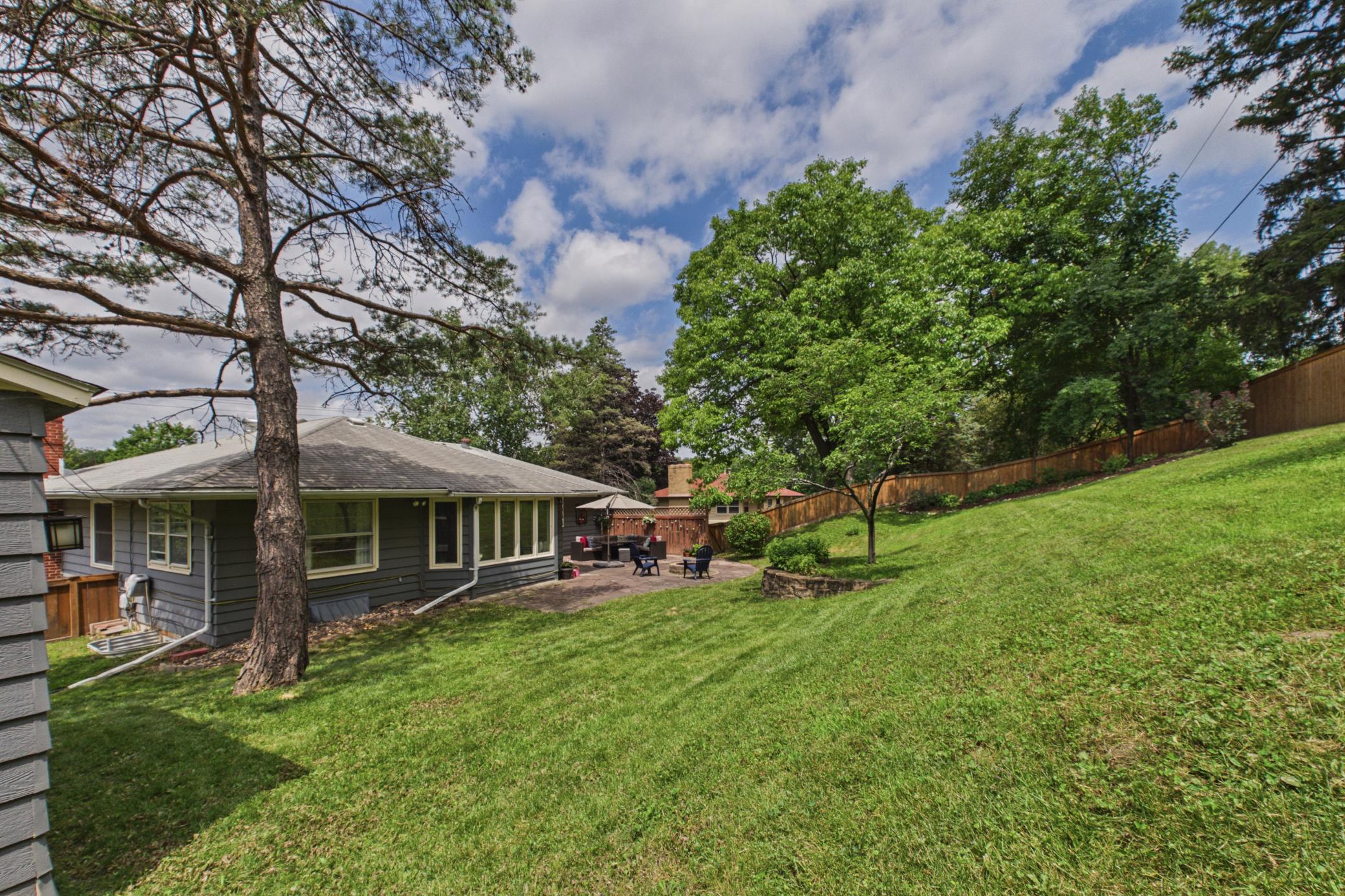 View of Residential at 2640 Noble Avenue, Golden Valley MN 55422, Golden Valley (31 of 36) - Mike Wilen | Minnesota Team Real Estate