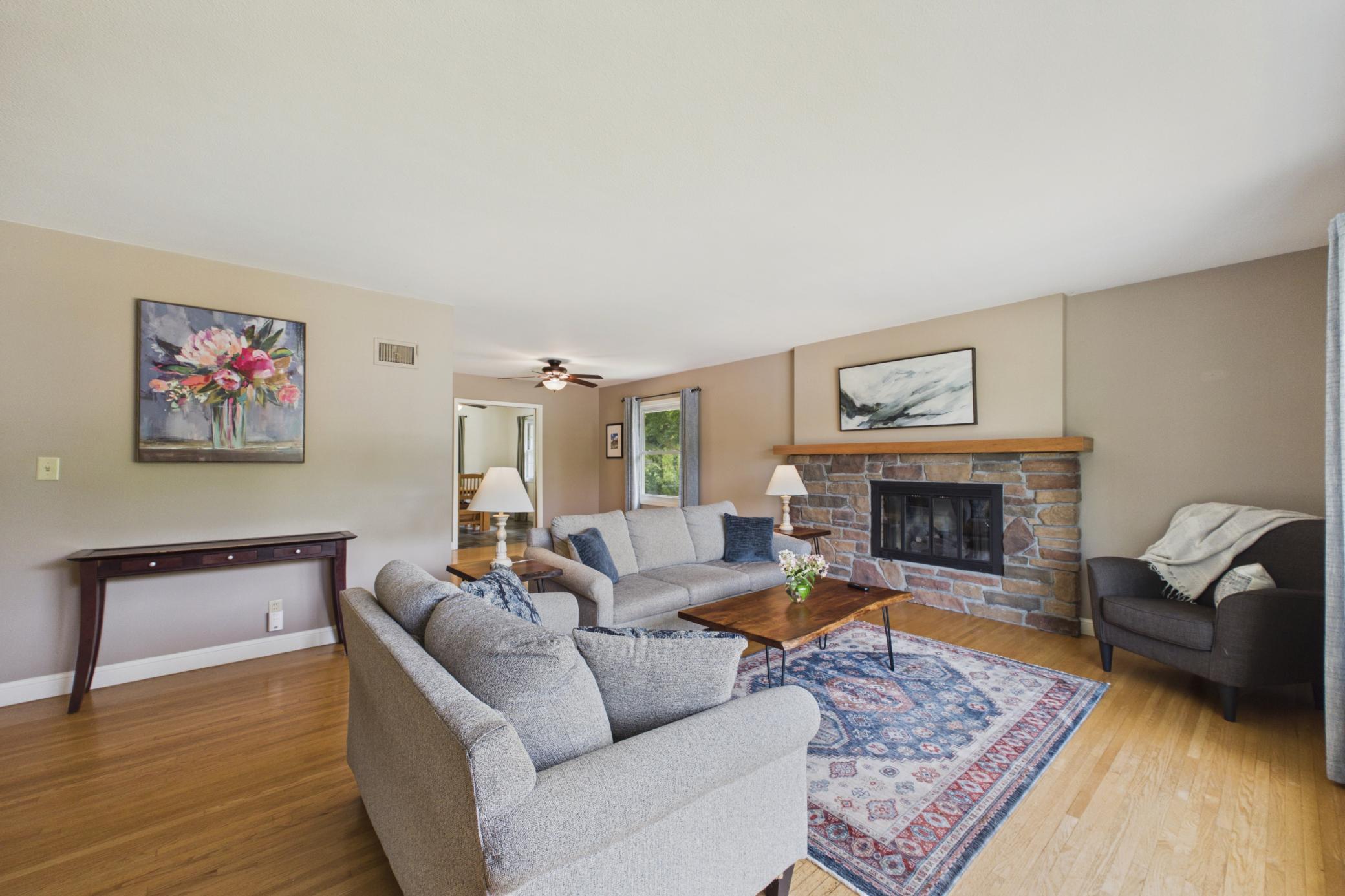 View of Residential at 2640 Noble Avenue, Golden Valley MN 55422, Golden Valley (5 of 36) - Mike Wilen | Minnesota Team Real Estate