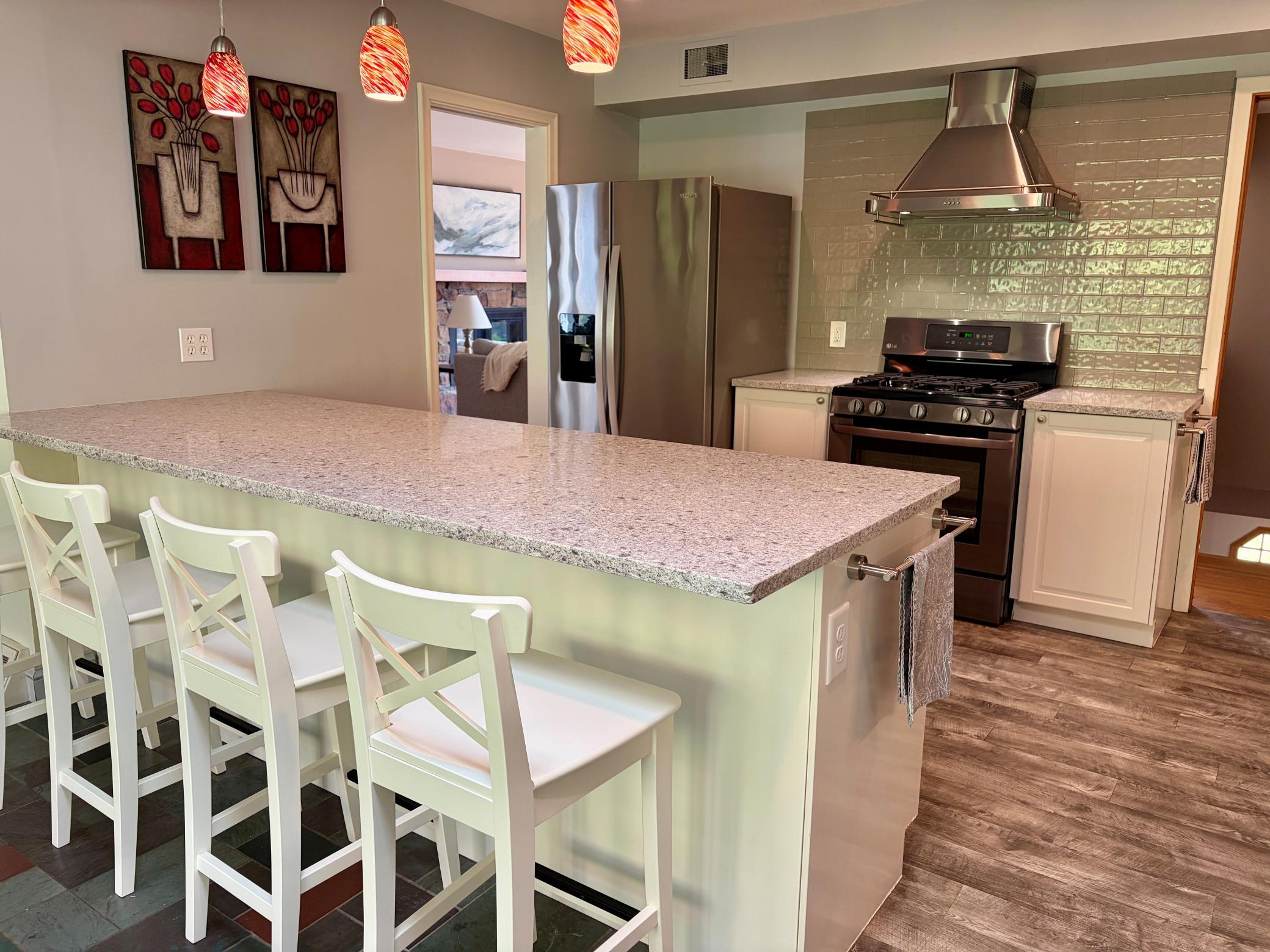 View of Residential at 2640 Noble Avenue, Golden Valley MN 55422, Golden Valley (9 of 36) - Mike Wilen | Minnesota Team Real Estate