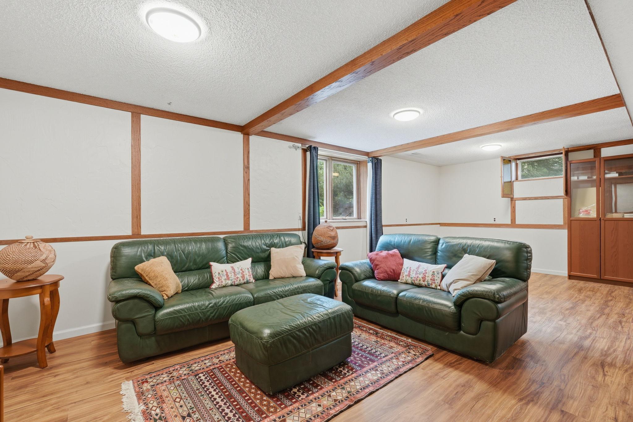 View of Residential at 1527 Windemere Circle, Fridley MN 55421, Fridley (23 of 37) - Mike Wilen | Minnesota Team Real Estate