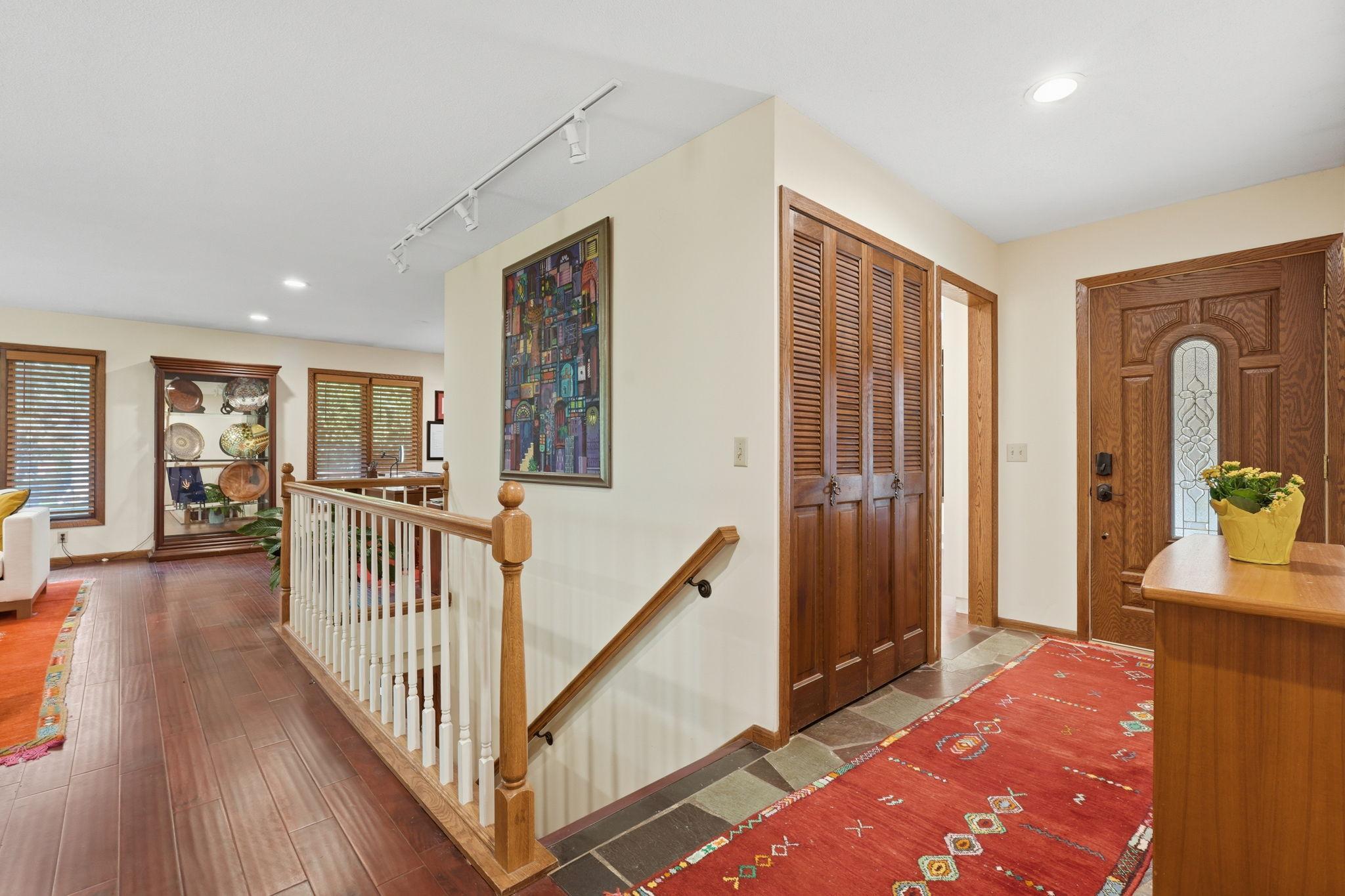 View of Residential at 1527 Windemere Circle, Fridley MN 55421, Fridley (20 of 37) - Mike Wilen | Minnesota Team Real Estate