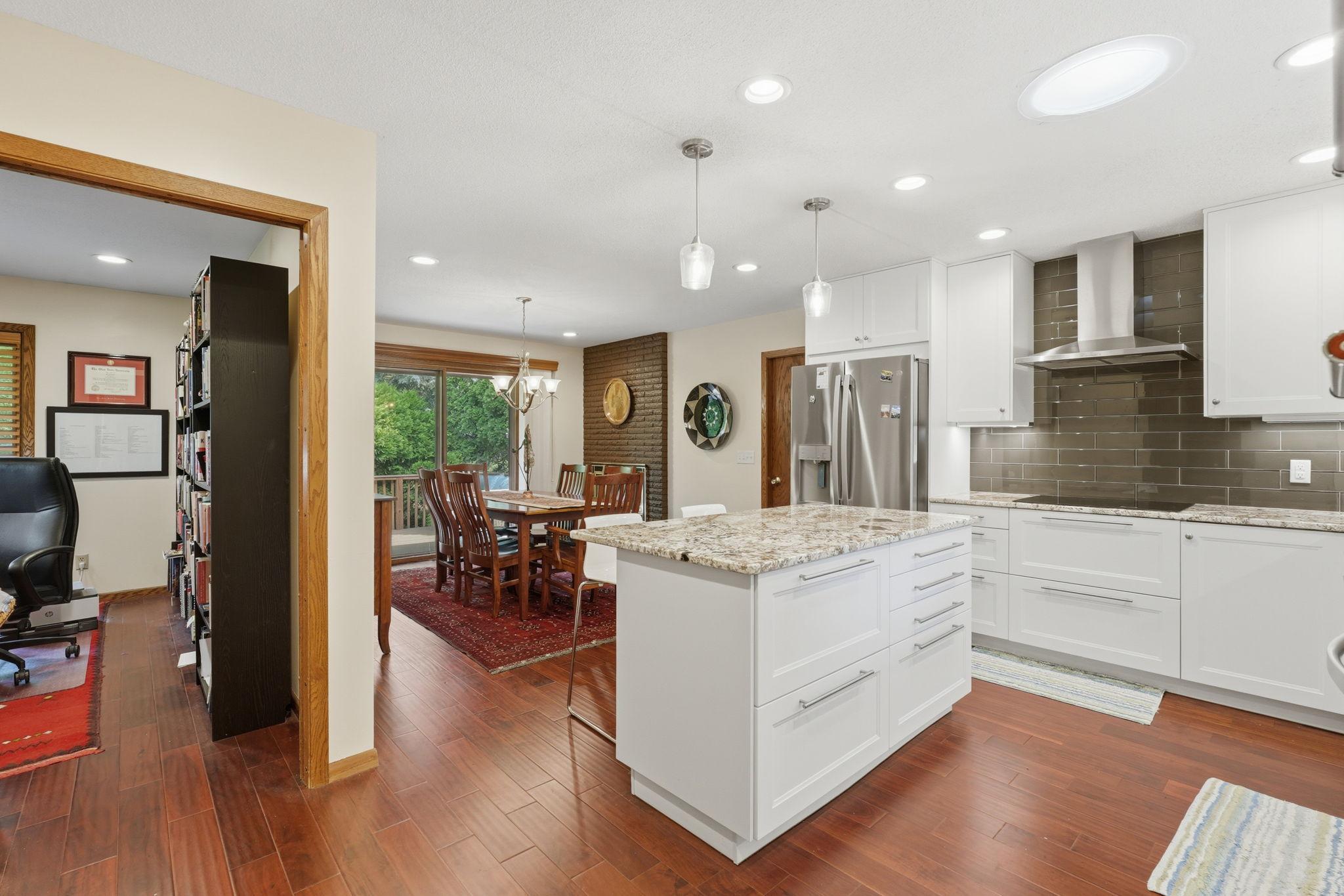 View of Residential at 1527 Windemere Circle, Fridley MN 55421, Fridley (6 of 37) - Mike Wilen | Minnesota Team Real Estate