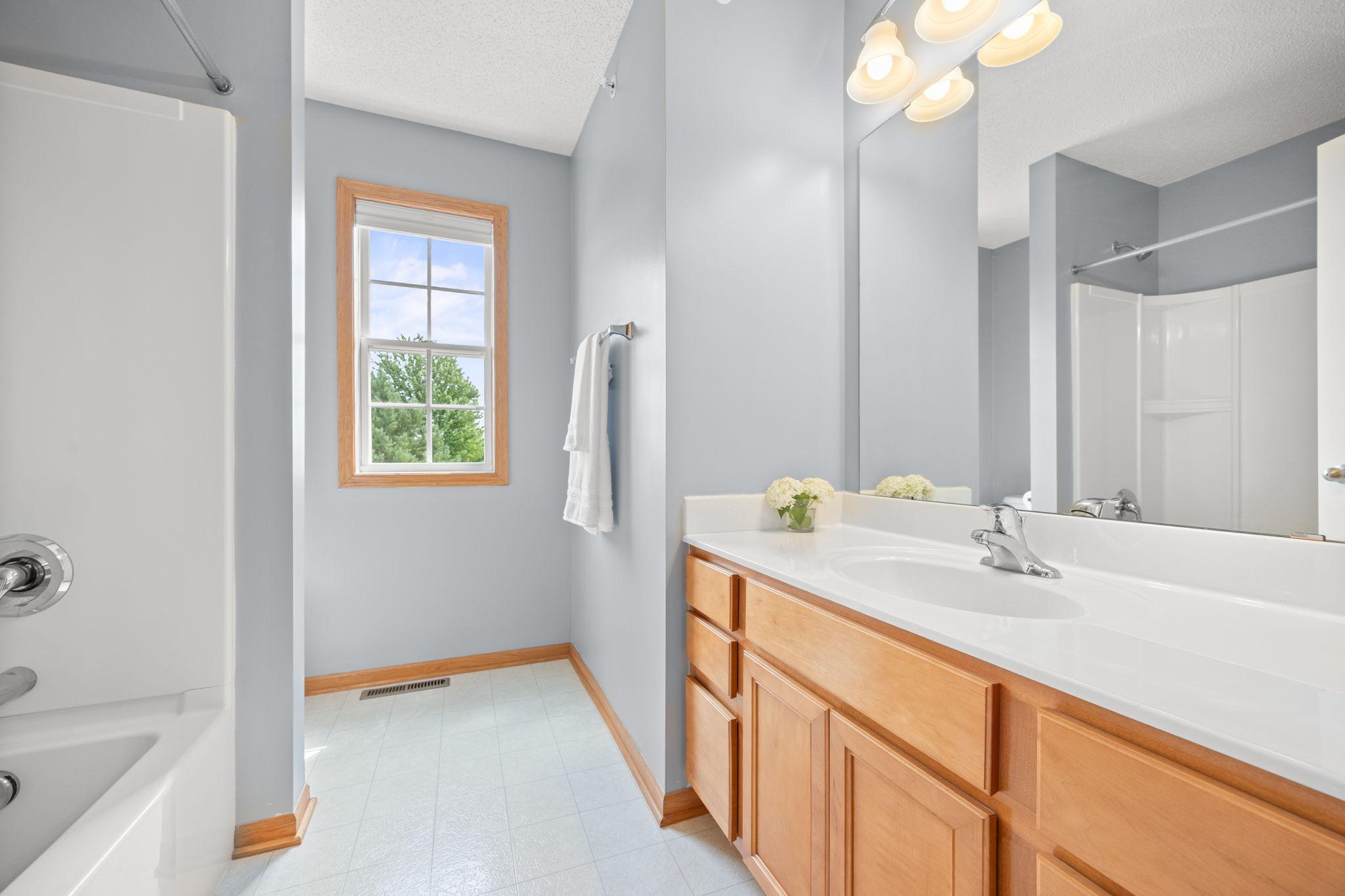View of Residential at 1246 Chateau Avenue #409, Maplewood MN 55109, Maplewood (19 of 23) - Mike Wilen | Minnesota Team Real Estate