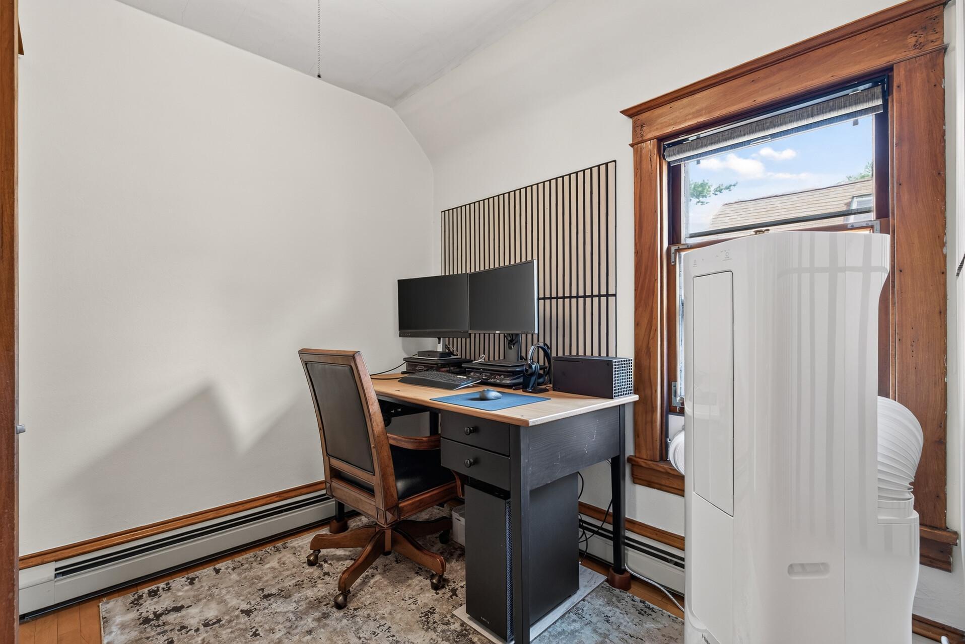 View of Residential Income at 2538 Jefferson Street, Minneapolis MN 55418, Minneapolis (24 of 46) - Mike Wilen | Minnesota Team Real Estate