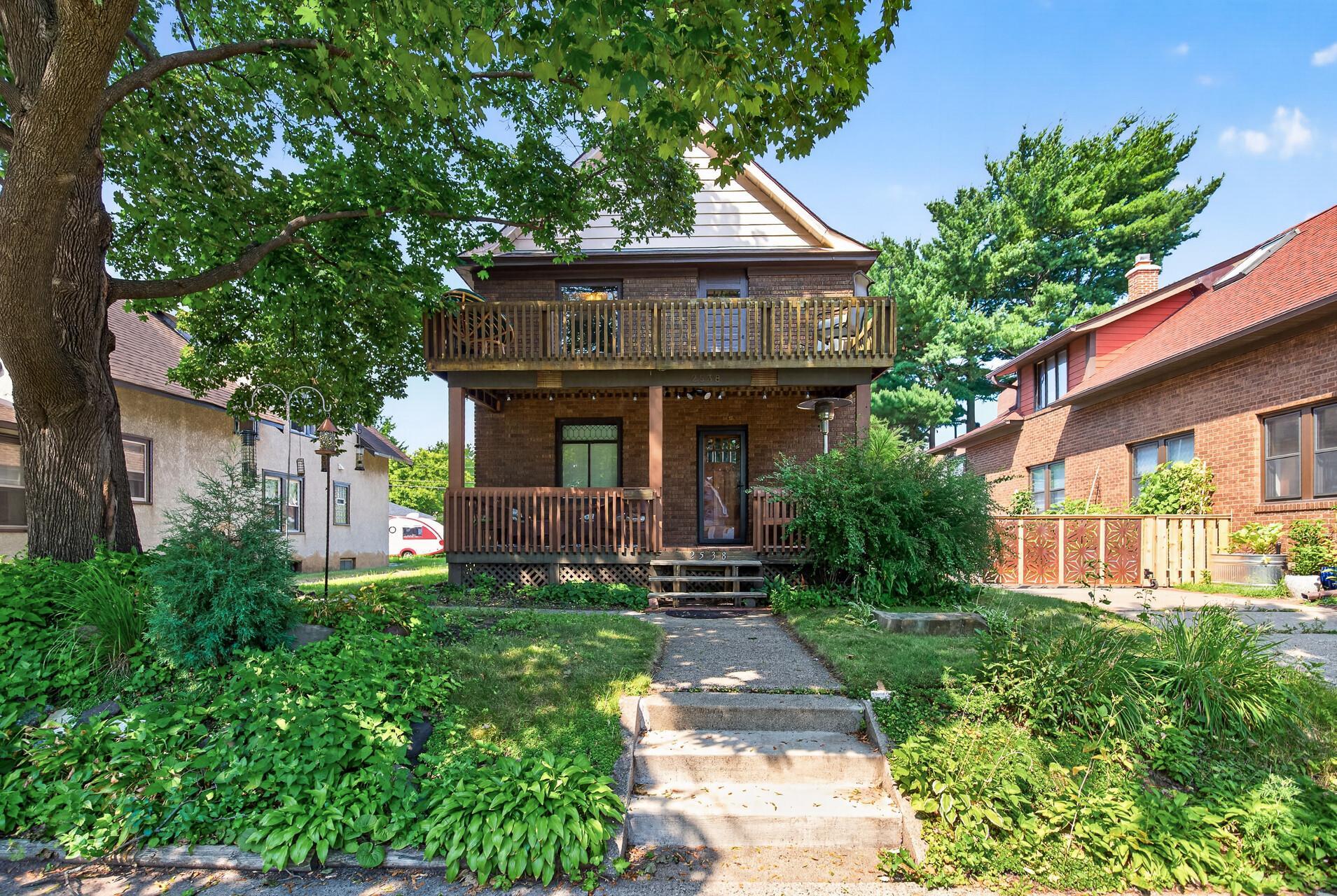 View of Duplex Up and Down at 2538 Jefferson Street, Minneapolis - Mike Wilen | Minnesota Team Real Estate