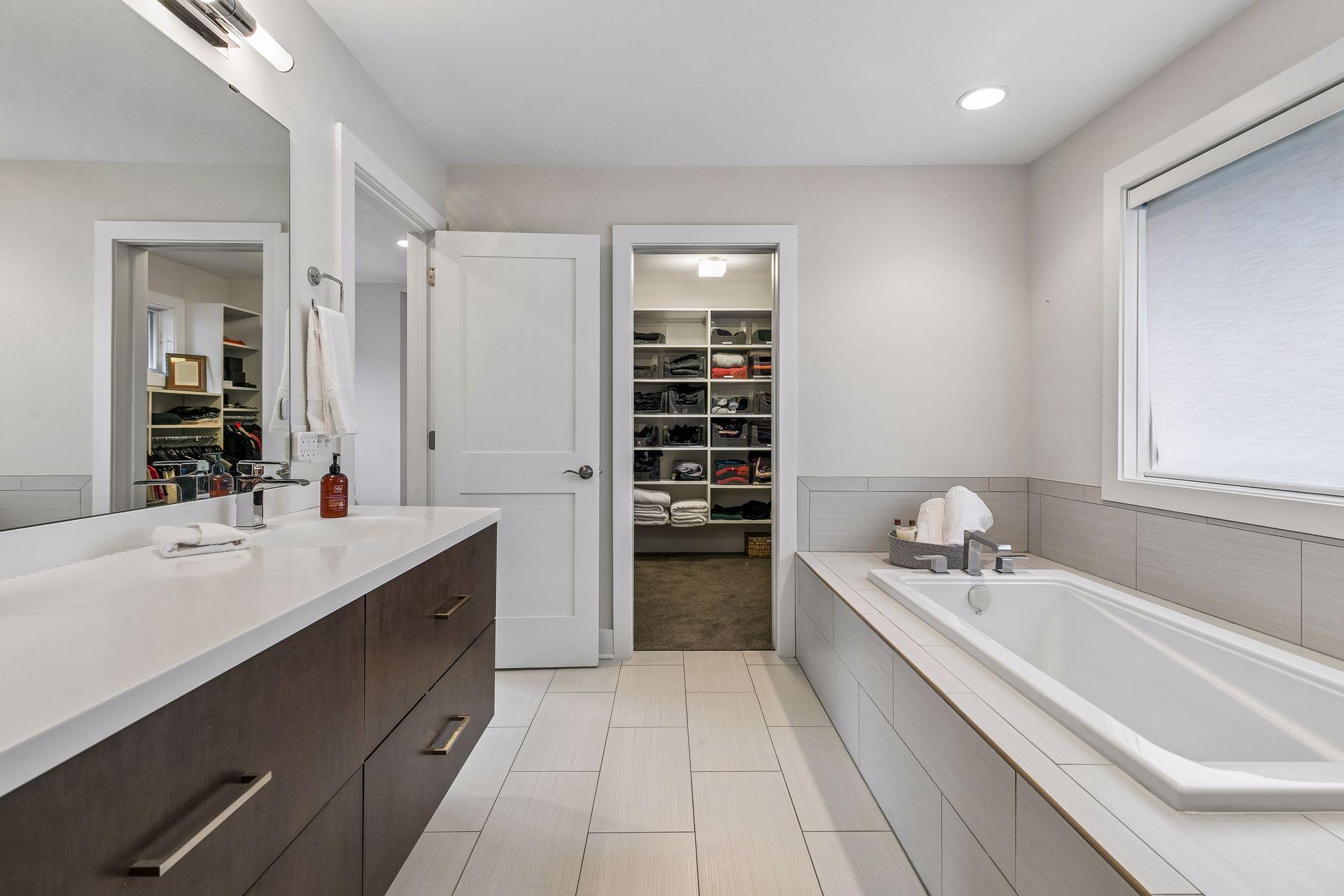 View of Residential at 4512 Beard Avenue, Minneapolis MN 55410, Minneapolis (29 of 64) - Mike Wilen | Minnesota Team Real Estate