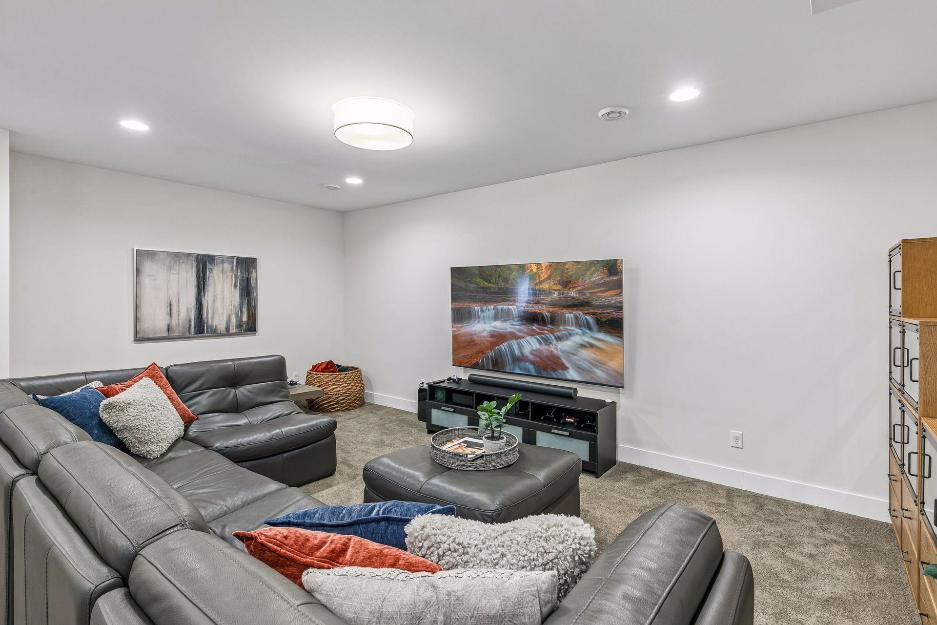View of Residential at 4512 Beard Avenue, Minneapolis MN 55410, Minneapolis (35 of 64) - Mike Wilen | Minnesota Team Real Estate
