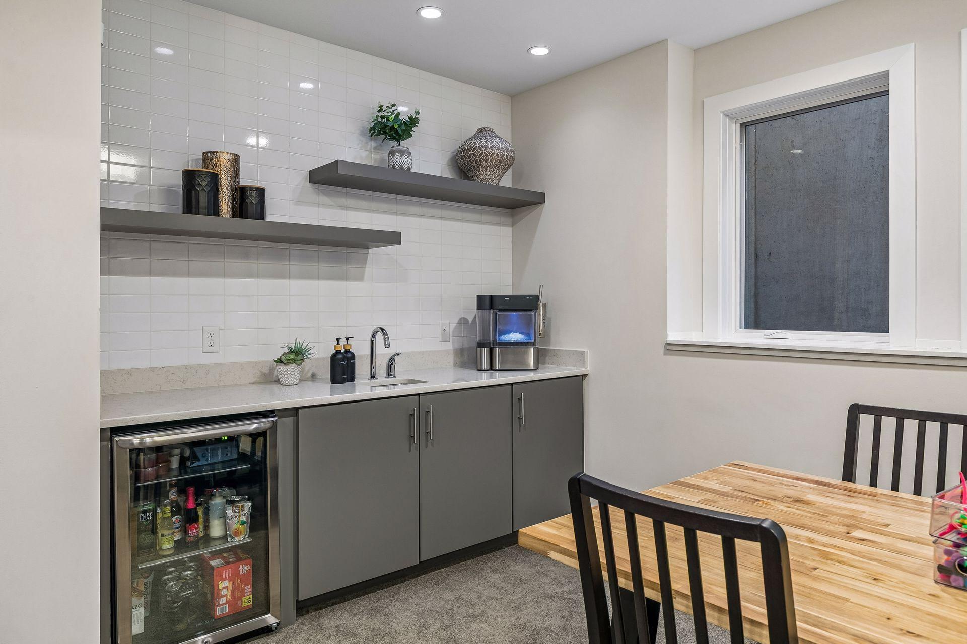 View of Residential at 4512 Beard Avenue, Minneapolis MN 55410, Minneapolis (39 of 64) - Mike Wilen | Minnesota Team Real Estate