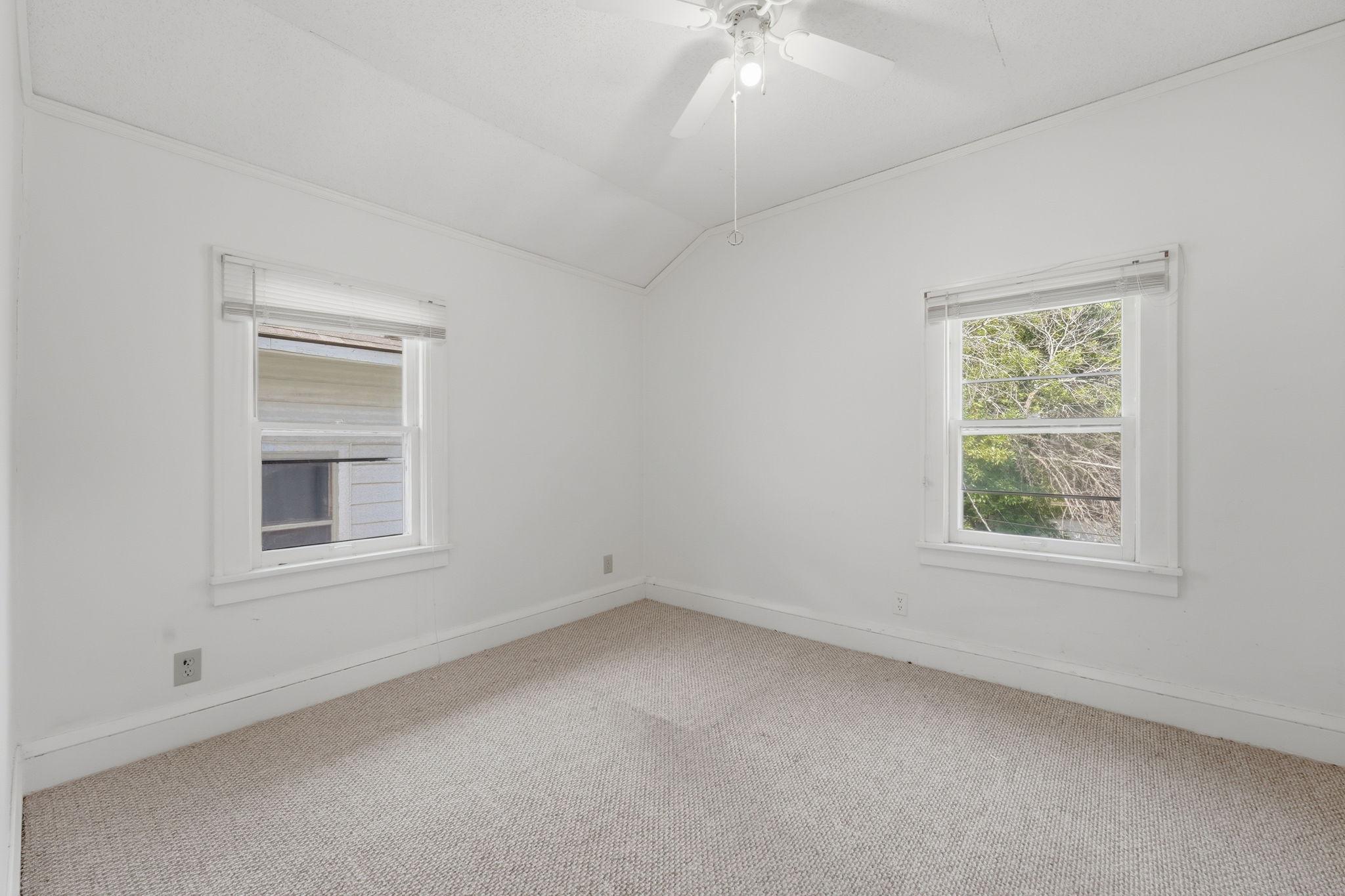 View of Residential Income at 921 27th Avenue, Minneapolis MN 55414, Minneapolis (21 of 28) - Mike Wilen | Minnesota Team Real Estate