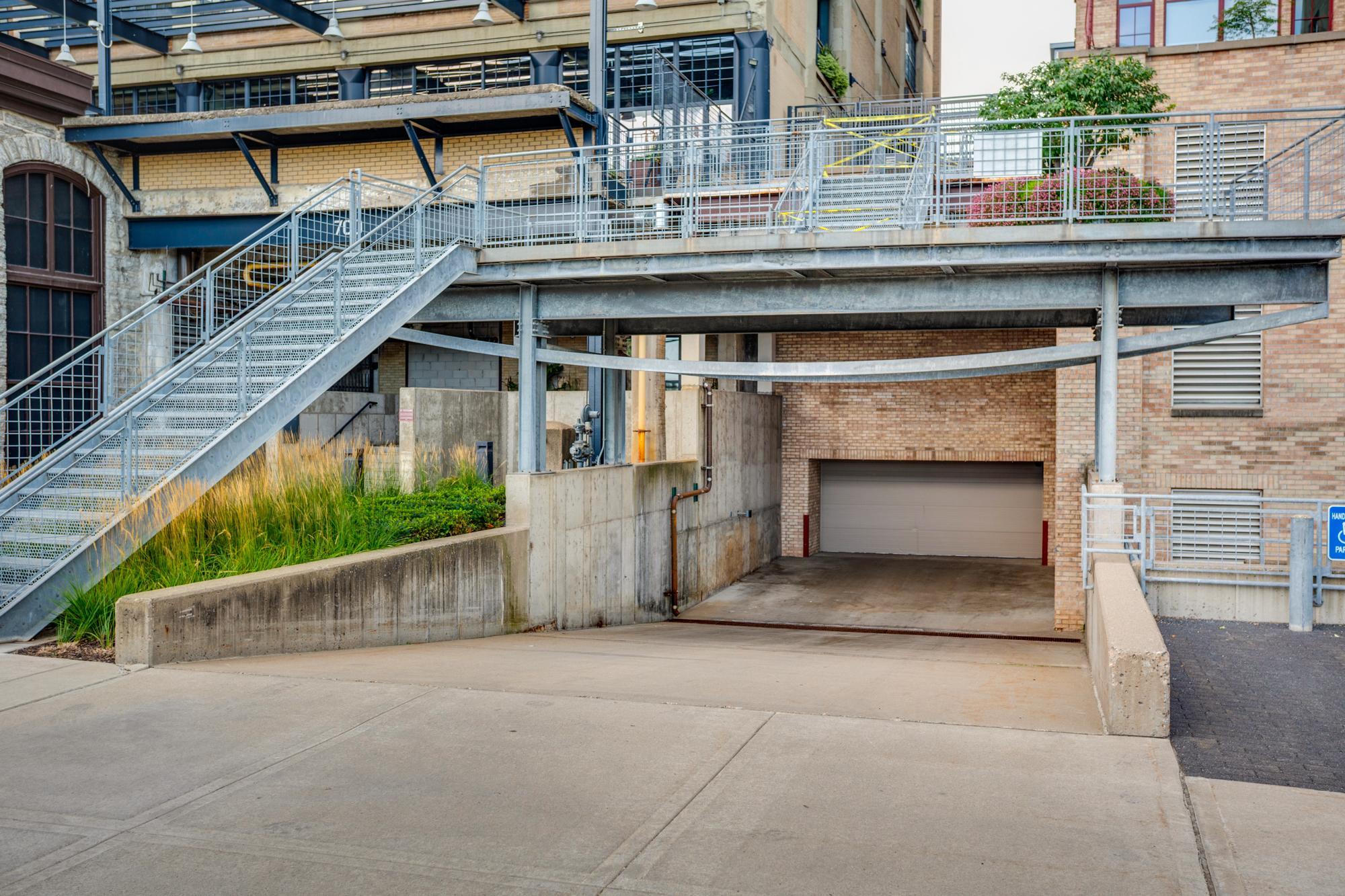 View of Residential at 600 2nd Street #S108, Minneapolis MN 55401, Minneapolis (73 of 111) - Mike Wilen | Minnesota Team Real Estate