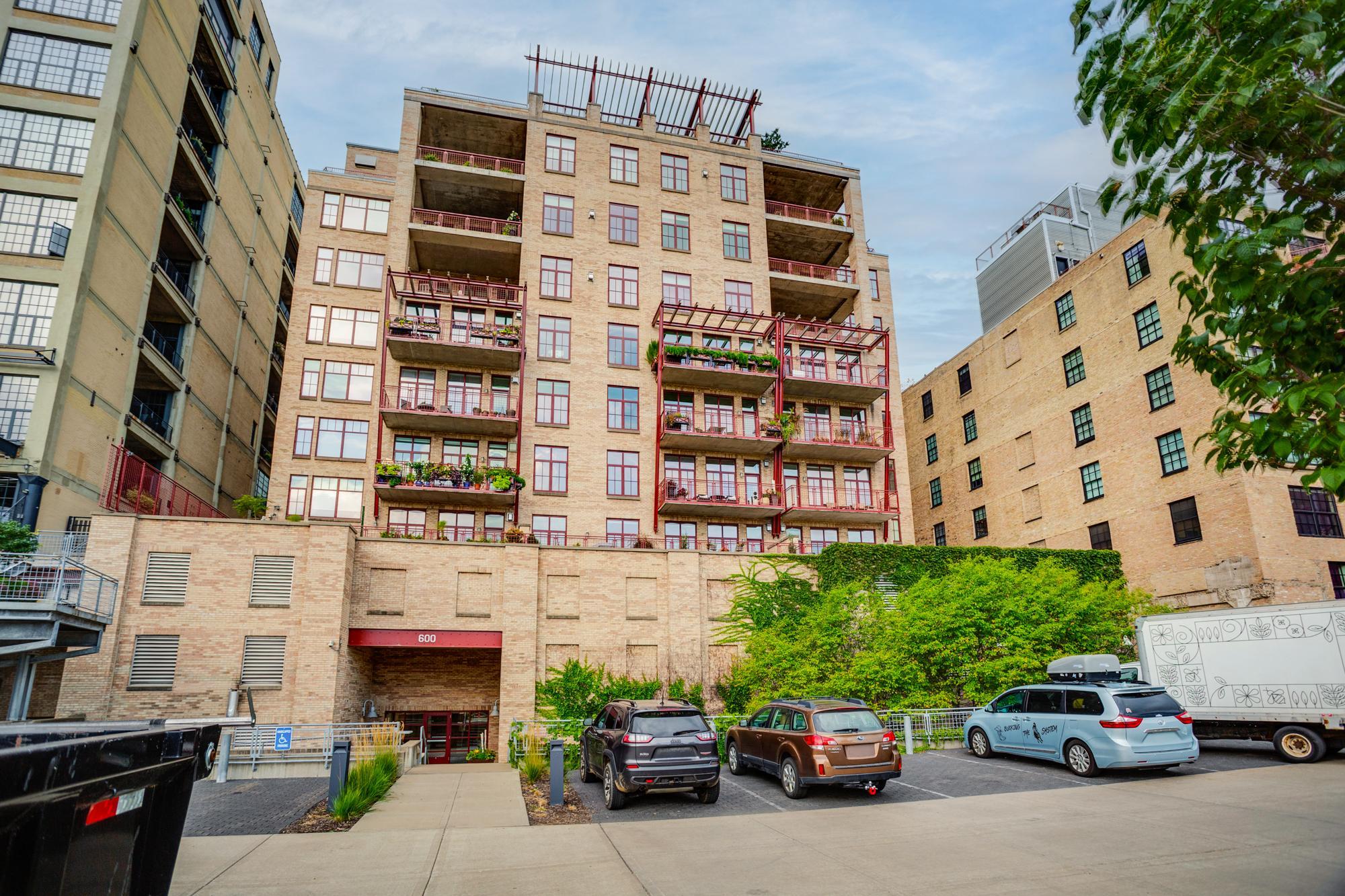 View of Residential at 600 2nd Street #S108, Minneapolis MN 55401, Minneapolis (70 of 111) - Mike Wilen | Minnesota Team Real Estate