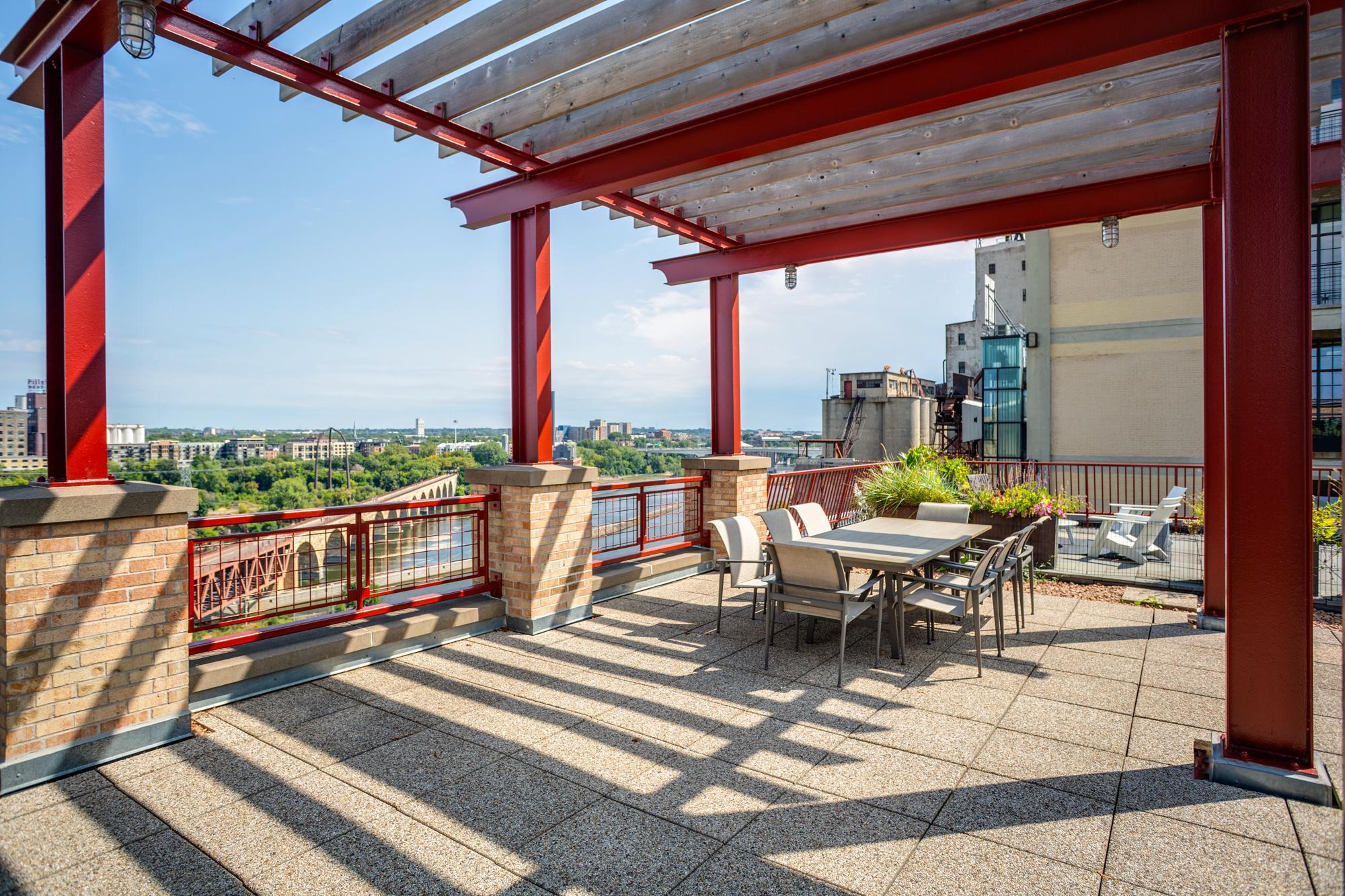 View of Residential at 600 2nd Street #S108, Minneapolis MN 55401, Minneapolis (57 of 111) - Mike Wilen | Minnesota Team Real Estate