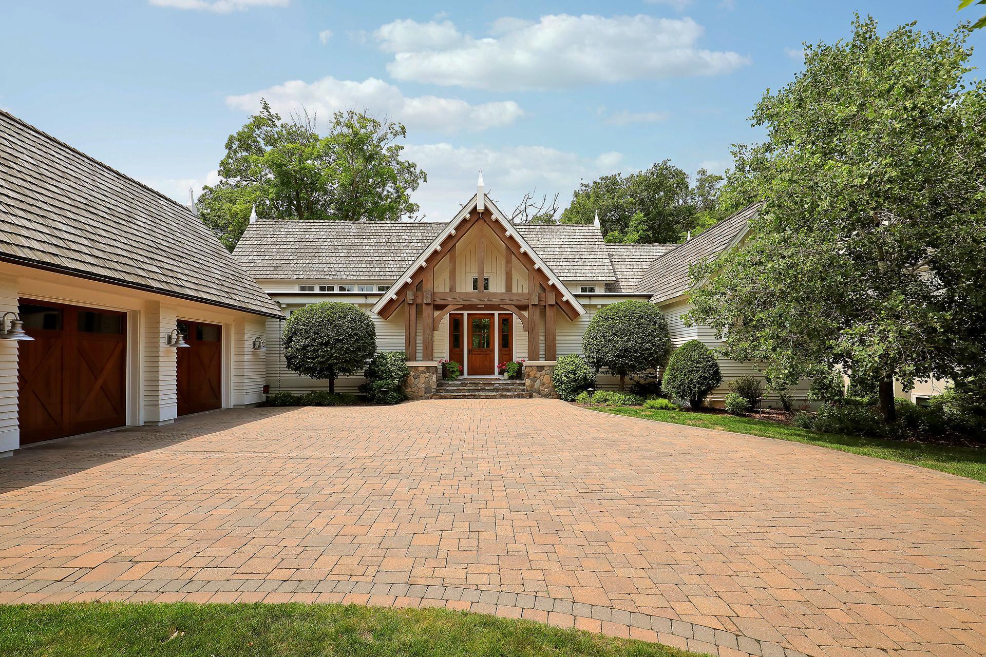 View of Residential at 415 Carpenters Pt, Wayzata MN 55391, Wayzata (2 of 39) - Mike Wilen | Minnesota Team Real Estate