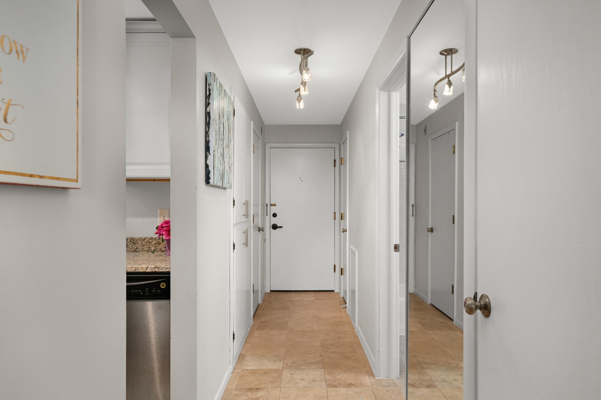 View of Residential at 1901 Emerson Avenue #104, Minneapolis MN 55403, Minneapolis (13 of 45) - Mike Wilen | Minnesota Team Real Estate