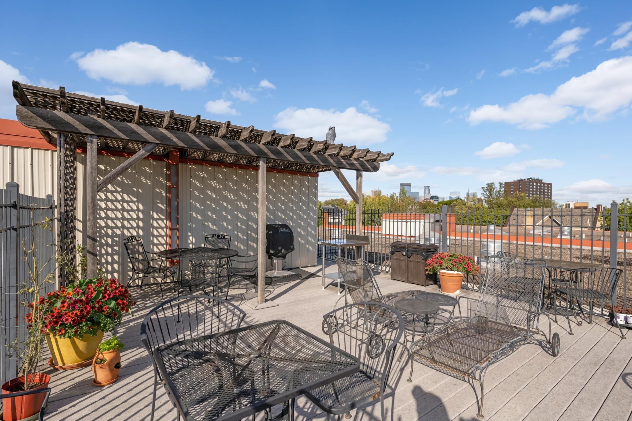 View of Residential at 1901 Emerson Avenue #104, Minneapolis MN 55403, Minneapolis (5 of 45) - Mike Wilen | Minnesota Team Real Estate