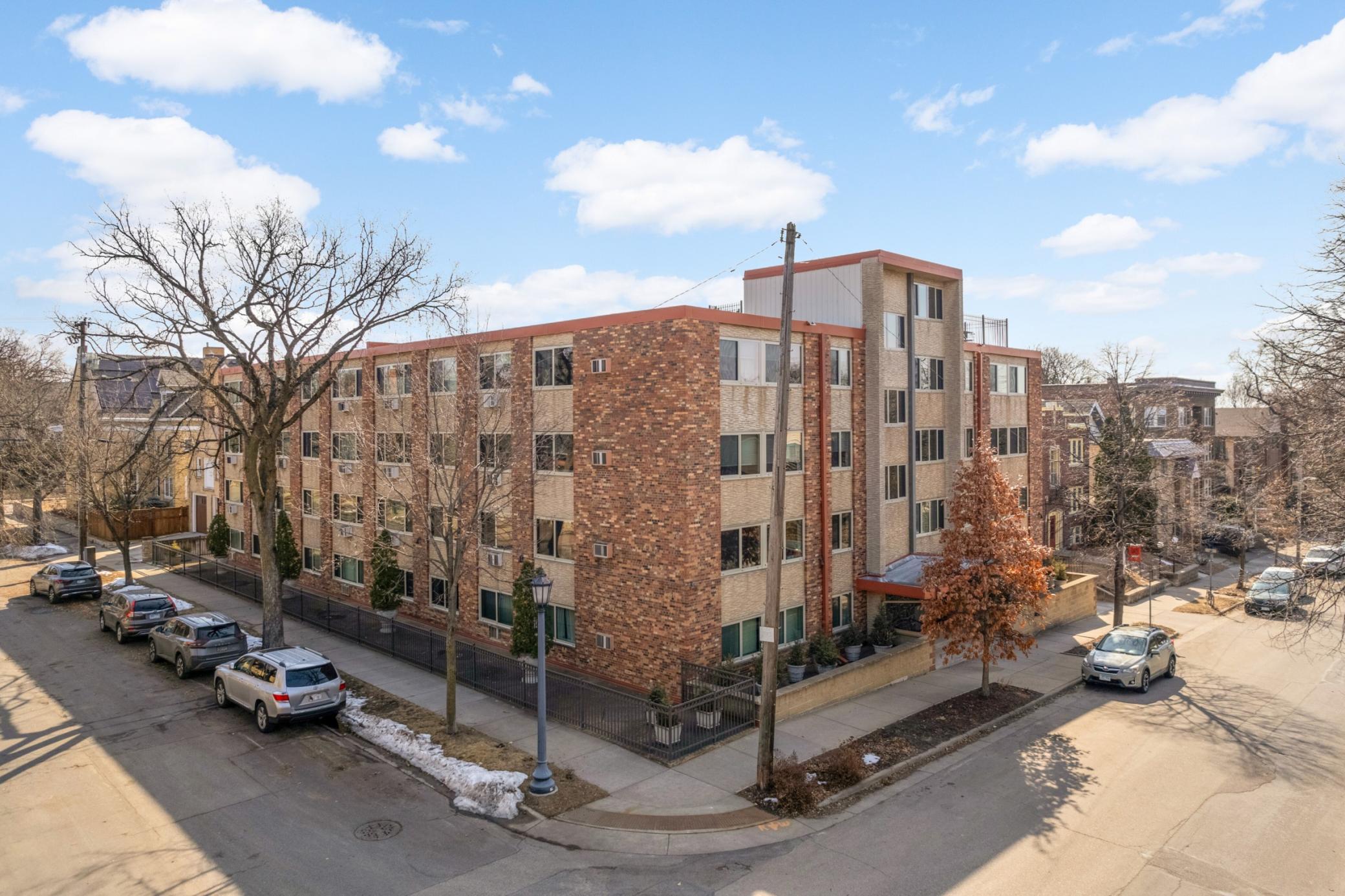 View of Residential at 1901 Emerson Avenue #104, Minneapolis MN 55403, Minneapolis (12 of 45) - Mike Wilen | Minnesota Team Real Estate