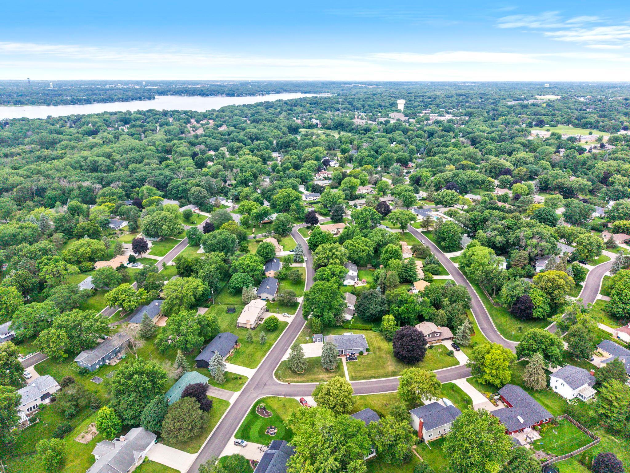 View of Residential at 8460 Westbend Road, Golden Valley MN 55427, Golden Valley (74 of 87) - Mike Wilen | Minnesota Team Real Estate