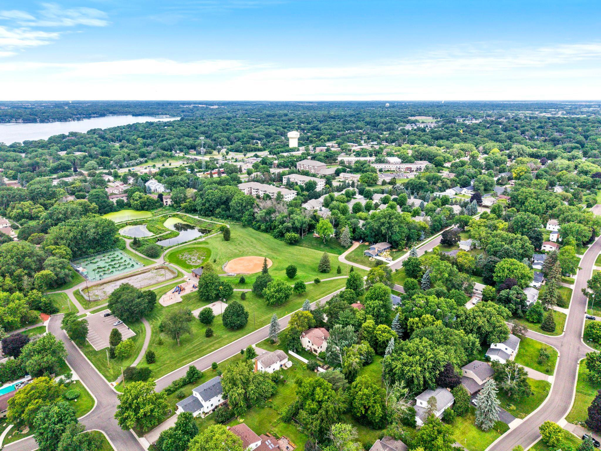 View of Residential at 8460 Westbend Road, Golden Valley MN 55427, Golden Valley (69 of 87) - Mike Wilen | Minnesota Team Real Estate