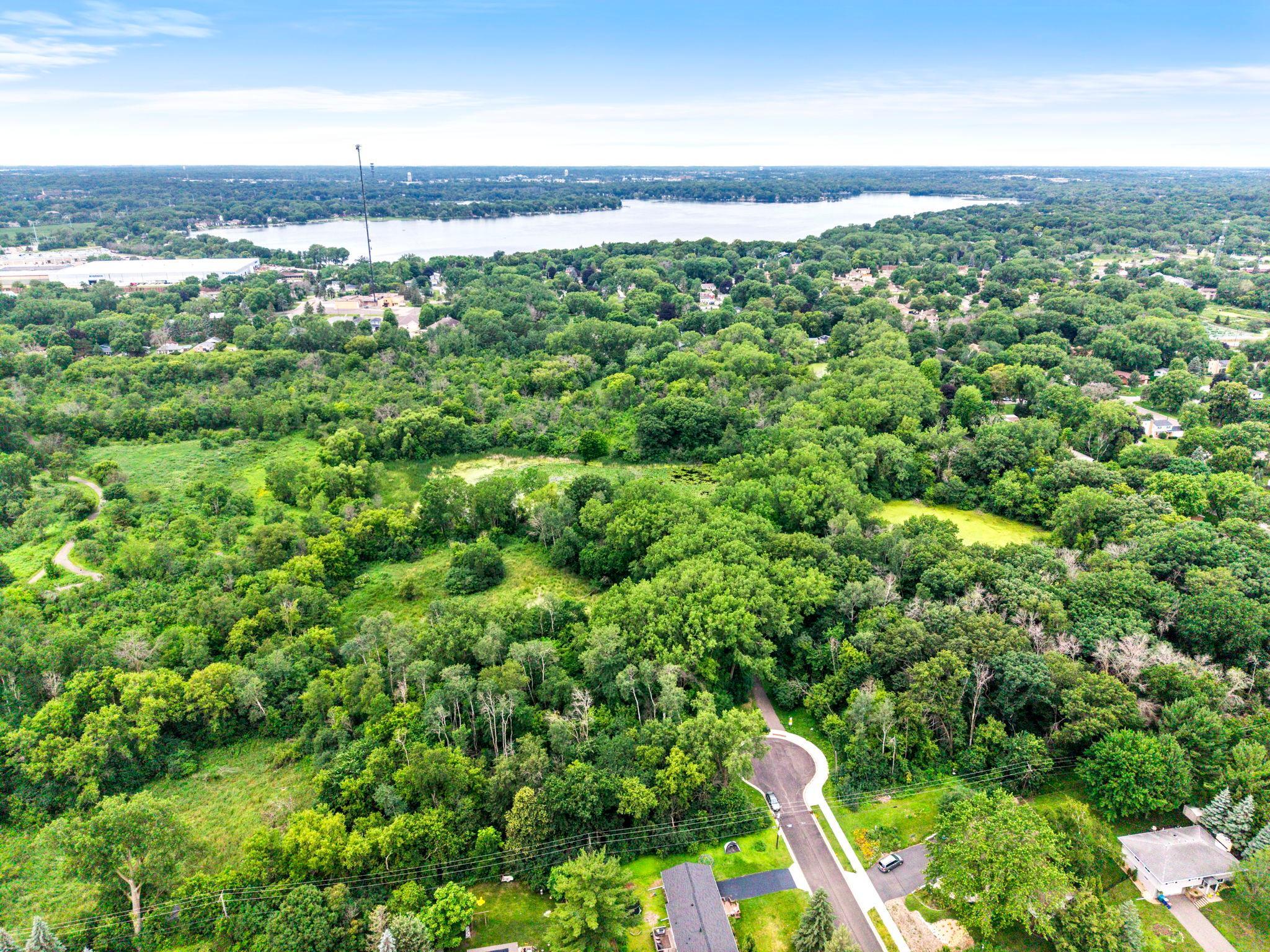 View of Residential at 8460 Westbend Road, Golden Valley MN 55427, Golden Valley (68 of 87) - Mike Wilen | Minnesota Team Real Estate