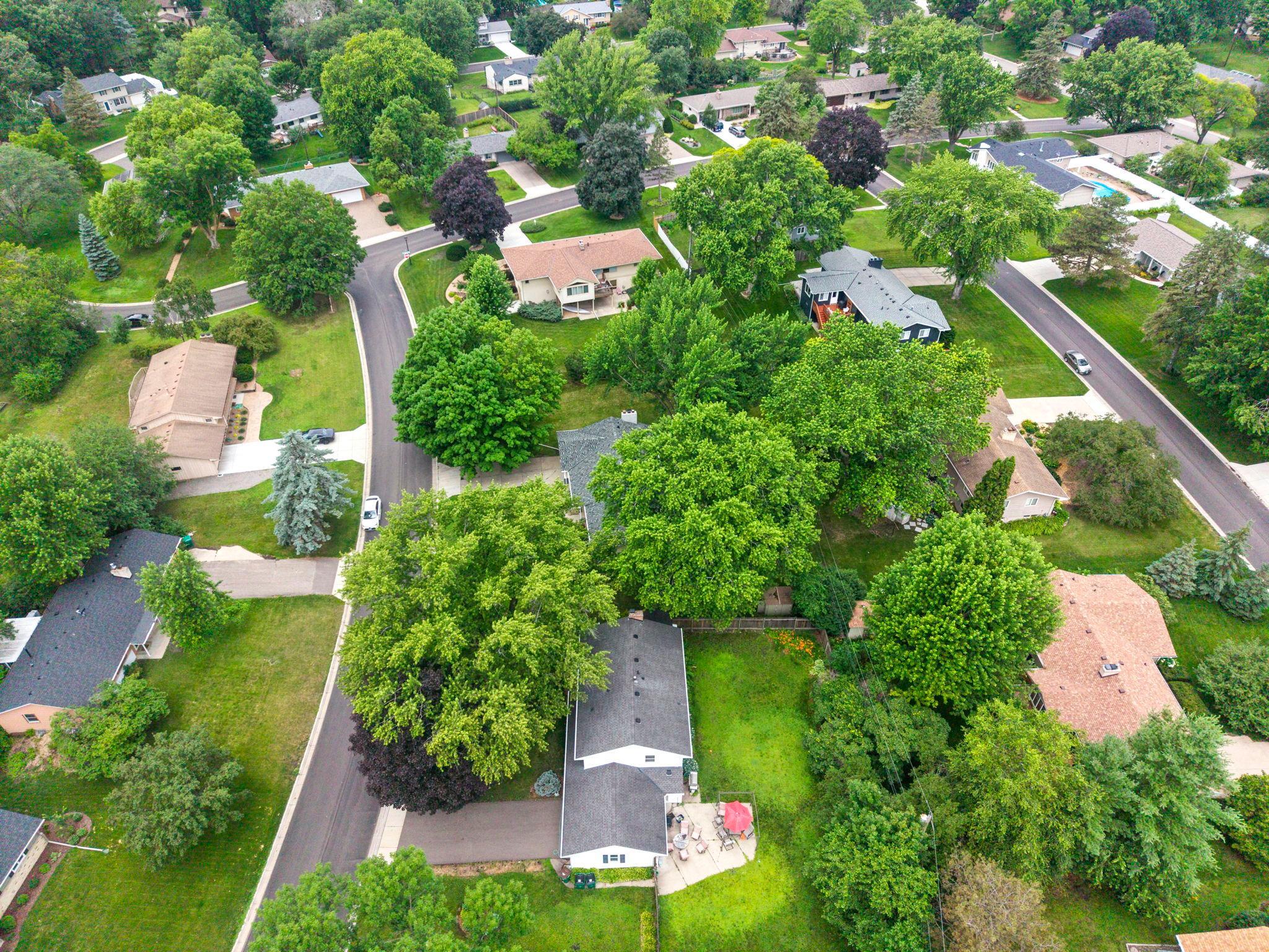 View of Residential at 8460 Westbend Road, Golden Valley MN 55427, Golden Valley (66 of 87) - Mike Wilen | Minnesota Team Real Estate