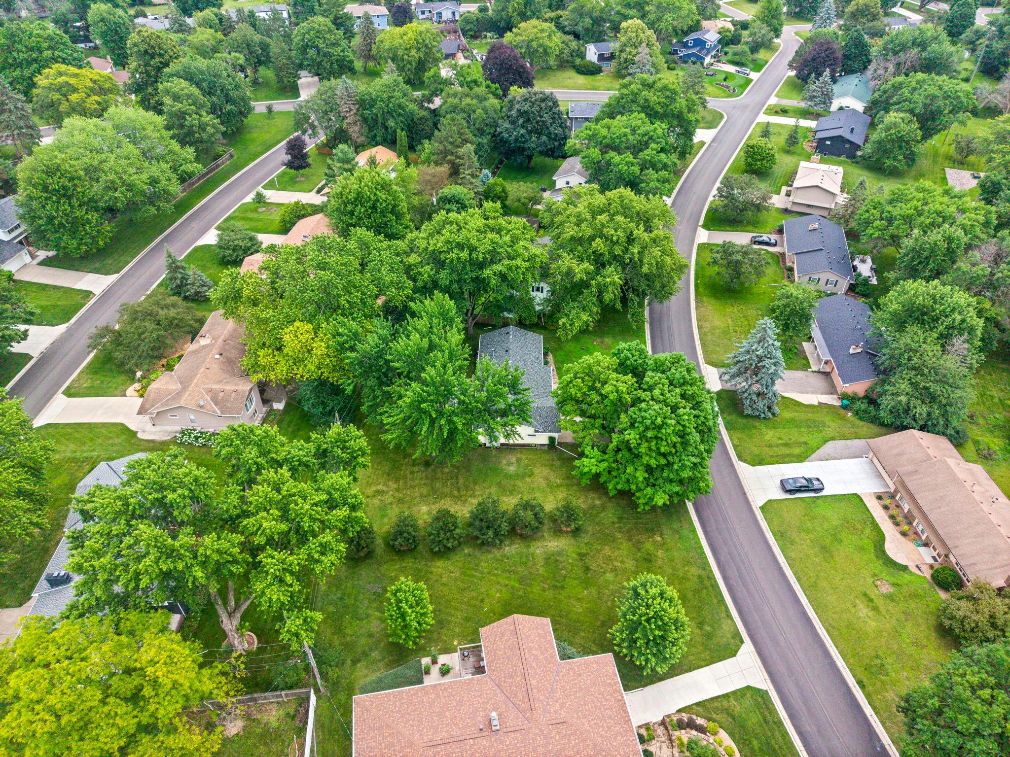 View of Residential at 8460 Westbend Road, Golden Valley MN 55427, Golden Valley (64 of 87) - Mike Wilen | Minnesota Team Real Estate