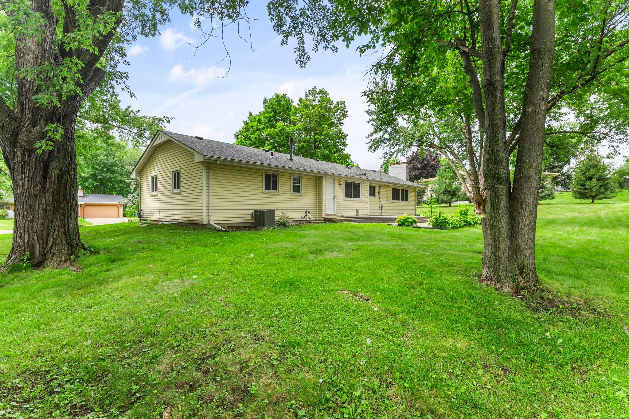 View of Residential at 8460 Westbend Road, Golden Valley MN 55427, Golden Valley (56 of 87) - Mike Wilen | Minnesota Team Real Estate