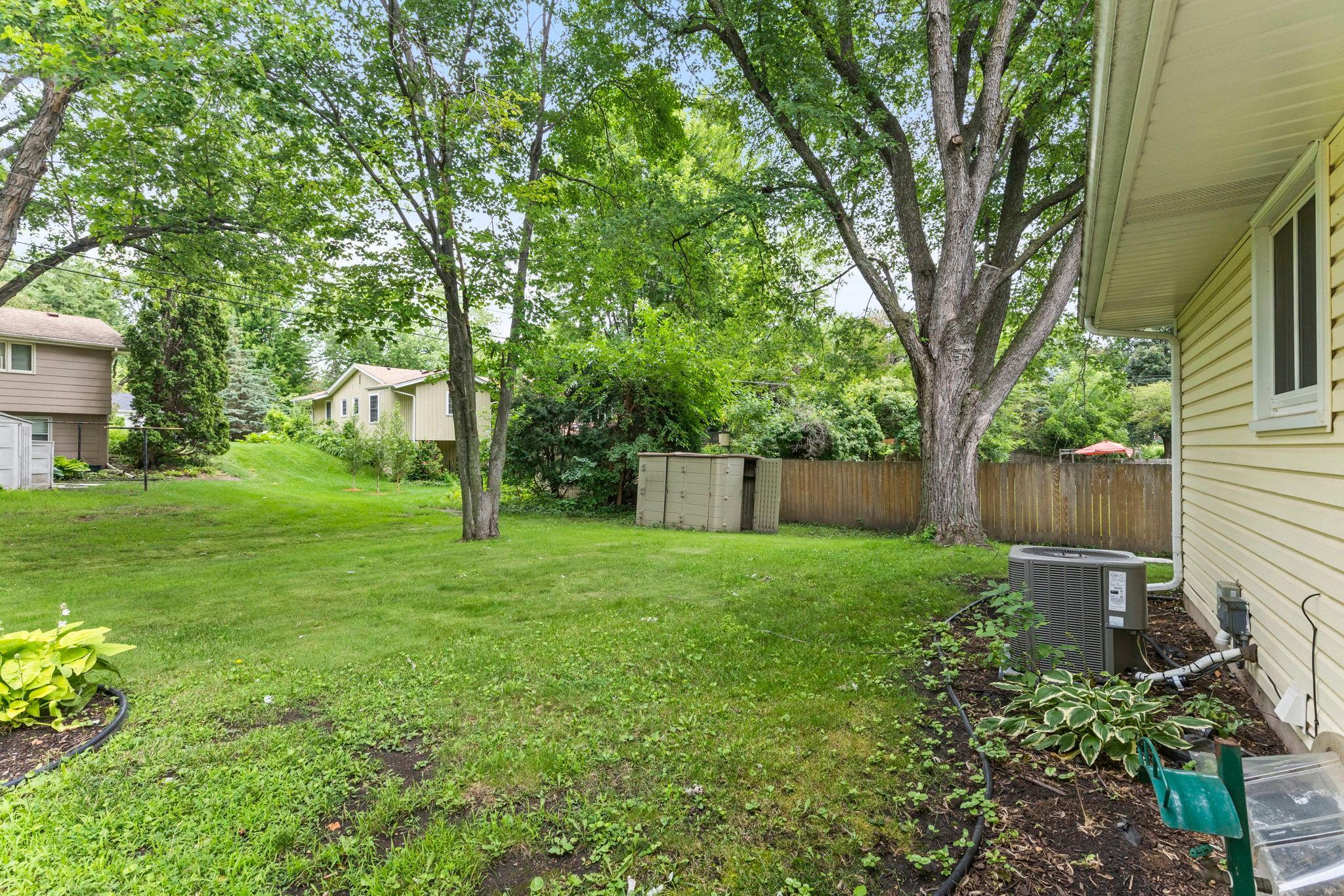 View of Residential at 8460 Westbend Road, Golden Valley MN 55427, Golden Valley (53 of 87) - Mike Wilen | Minnesota Team Real Estate