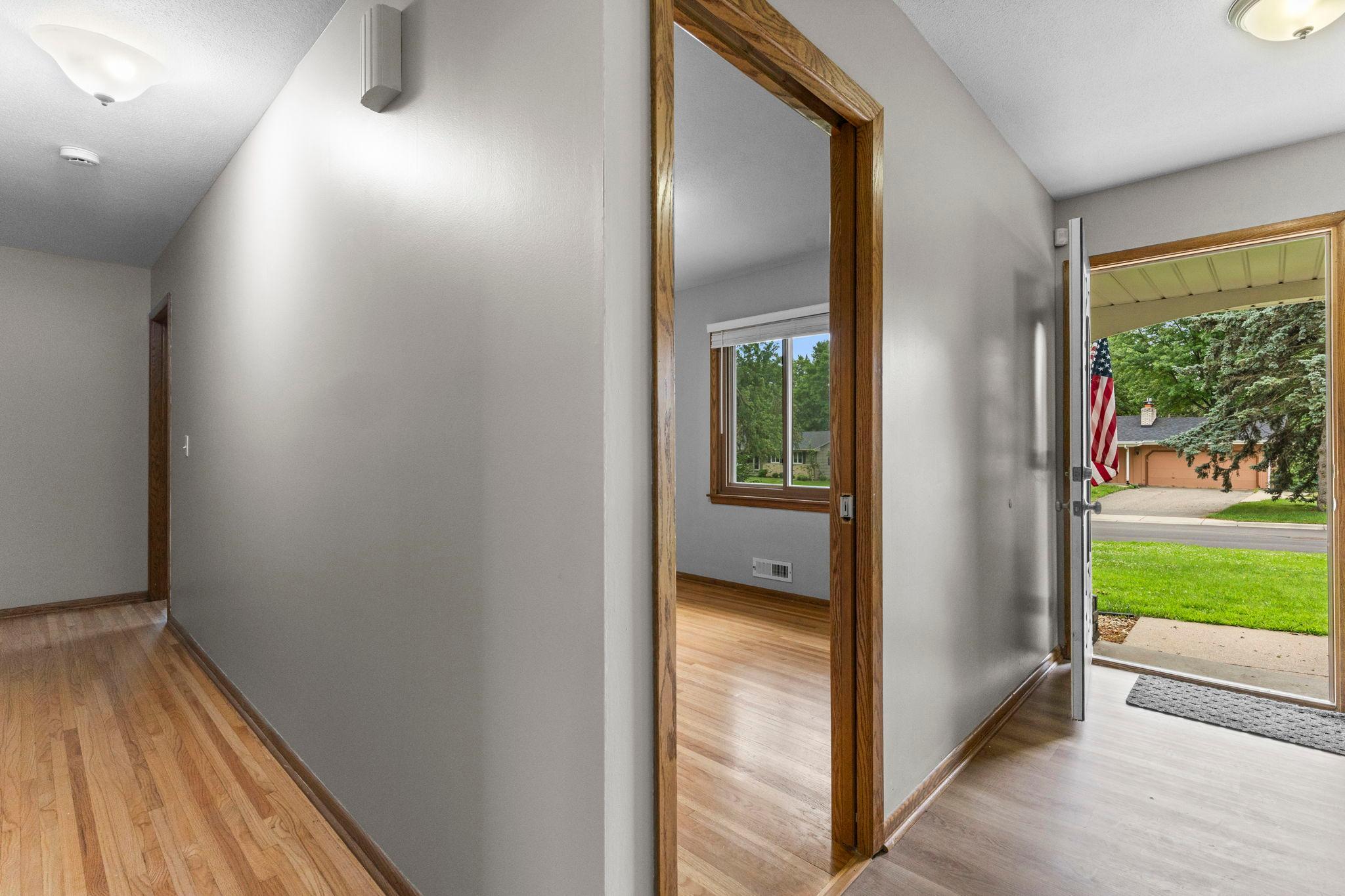 View of Residential at 8460 Westbend Road, Golden Valley MN 55427, Golden Valley (13 of 87) - Mike Wilen | Minnesota Team Real Estate