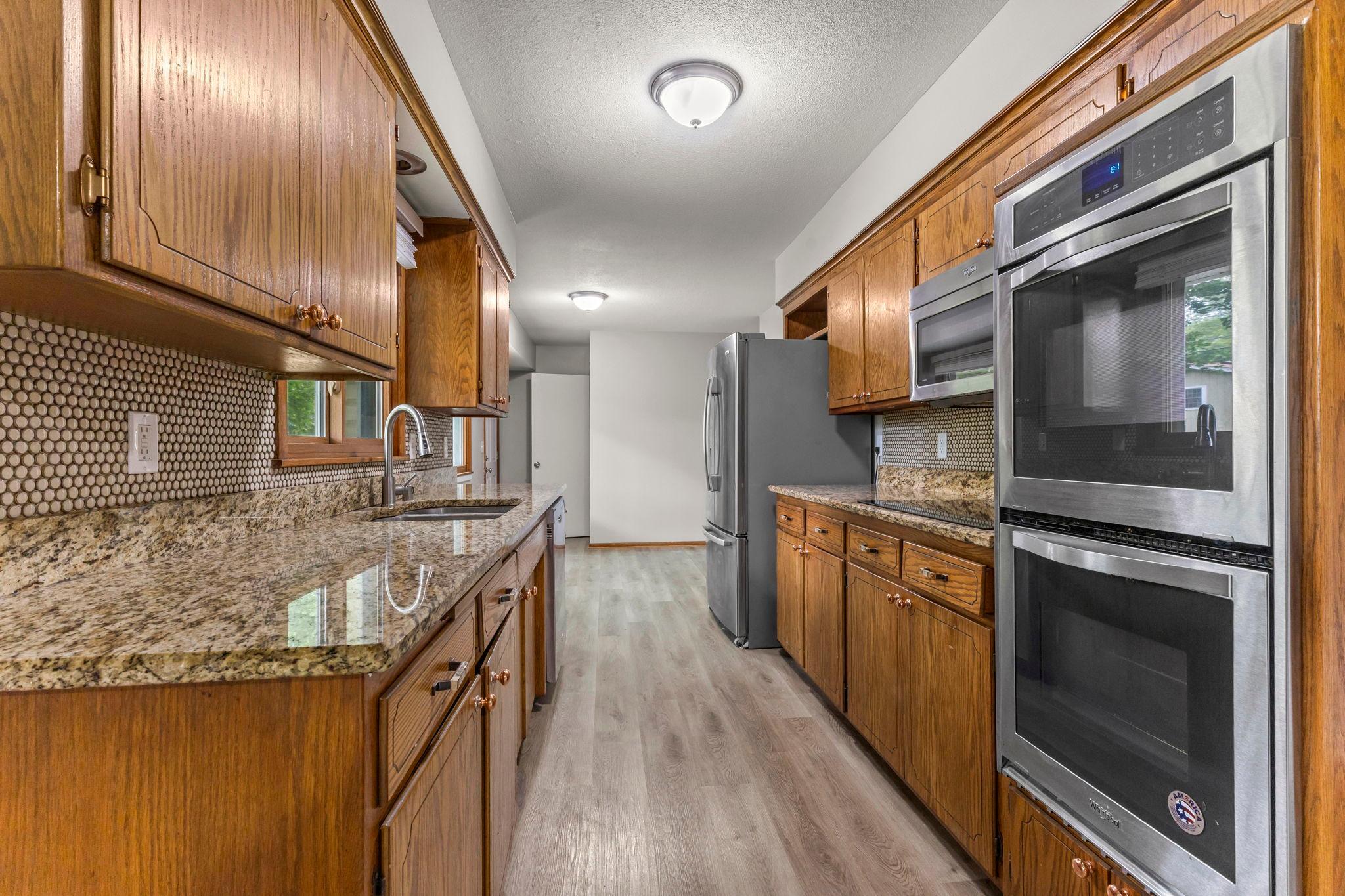 View of Residential at 8460 Westbend Road, Golden Valley MN 55427, Golden Valley (8 of 87) - Mike Wilen | Minnesota Team Real Estate