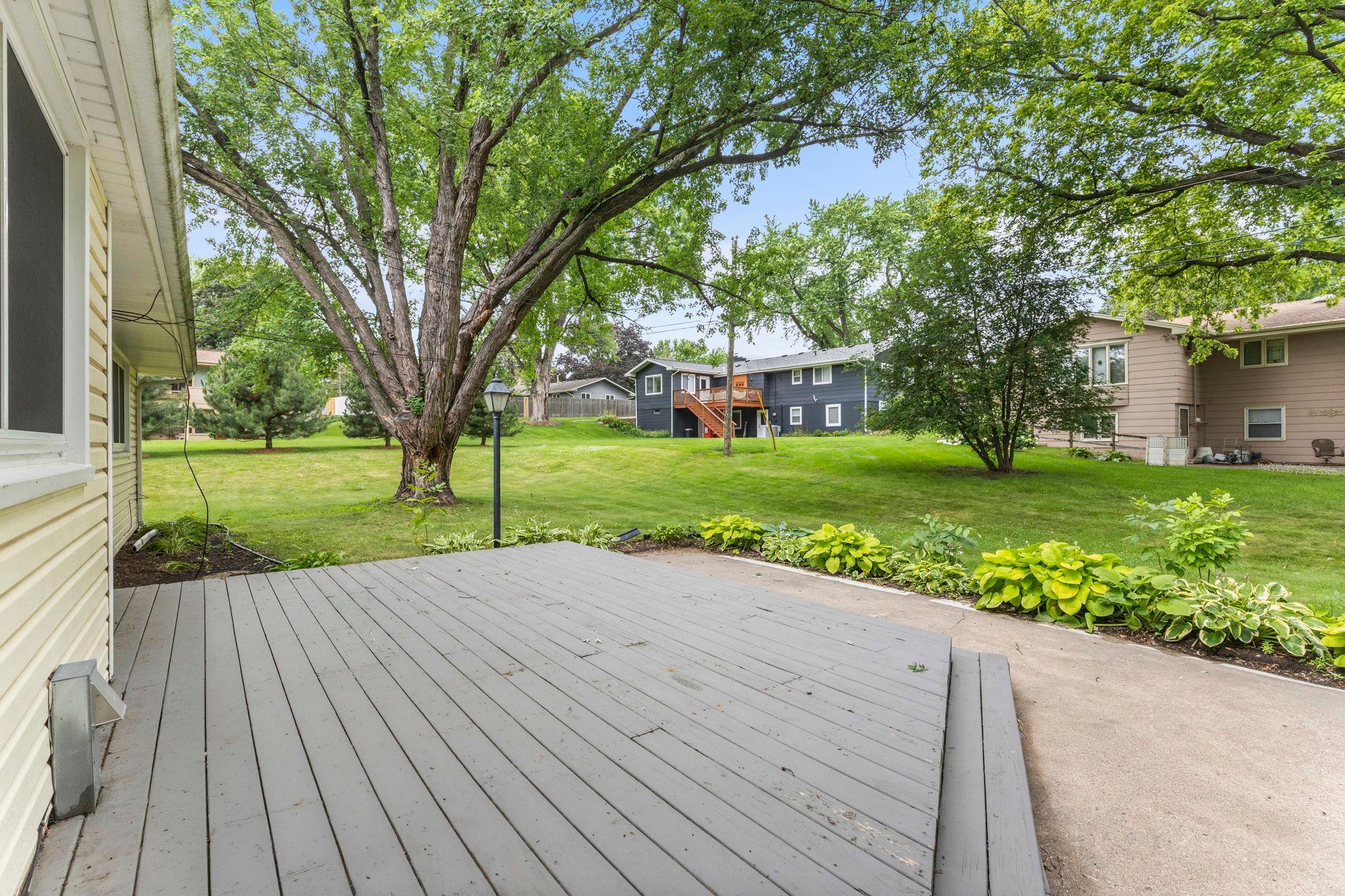 View of Residential at 8460 Westbend Road, Golden Valley MN 55427, Golden Valley (52 of 87) - Mike Wilen | Minnesota Team Real Estate